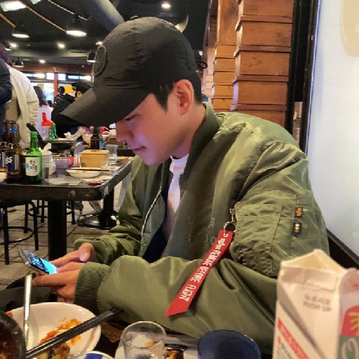 KREAM 프로필 이미지