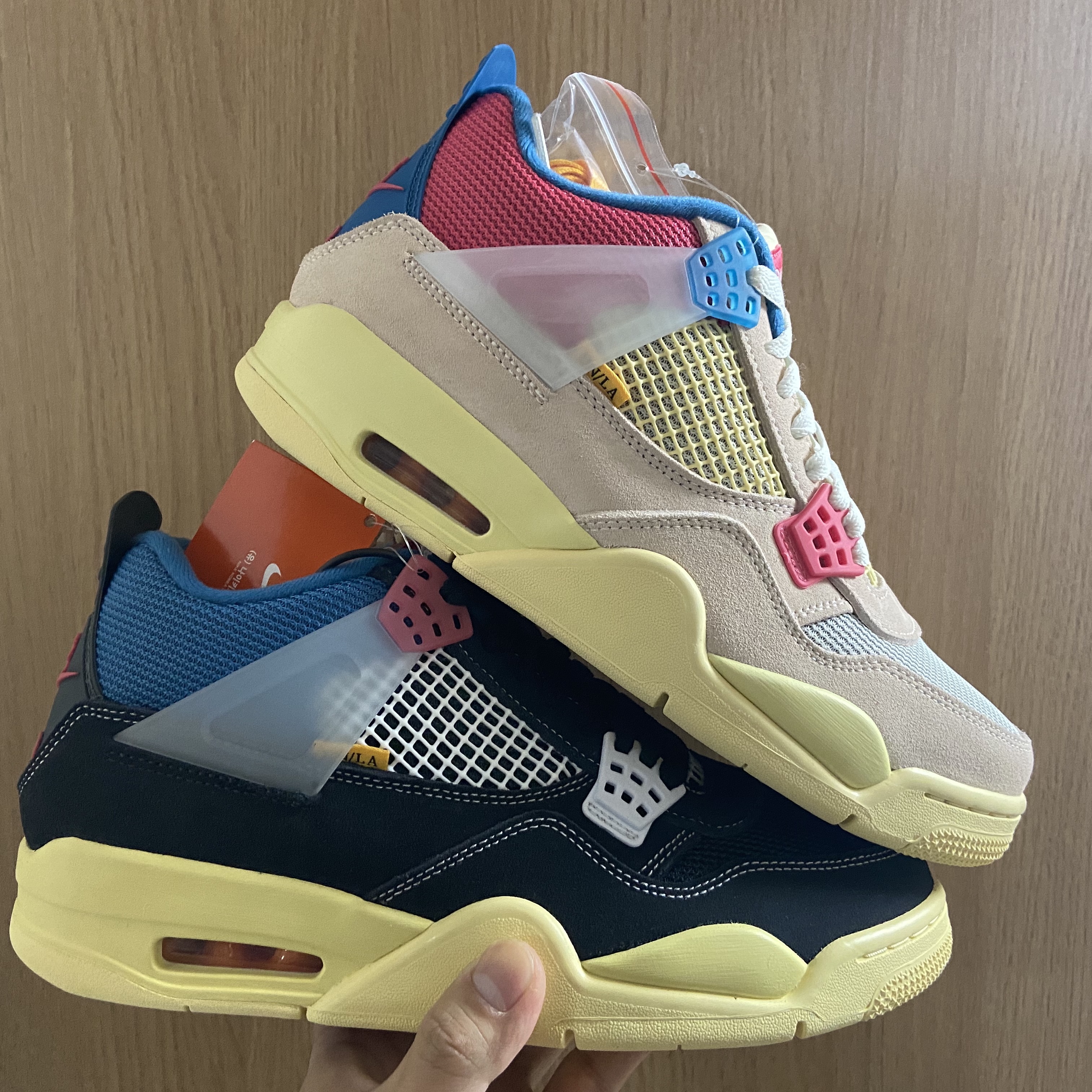 Jordan 4 x Union Retro Off Noir, Jordan 4 x Union Retro Guava Ice 착용 스타일