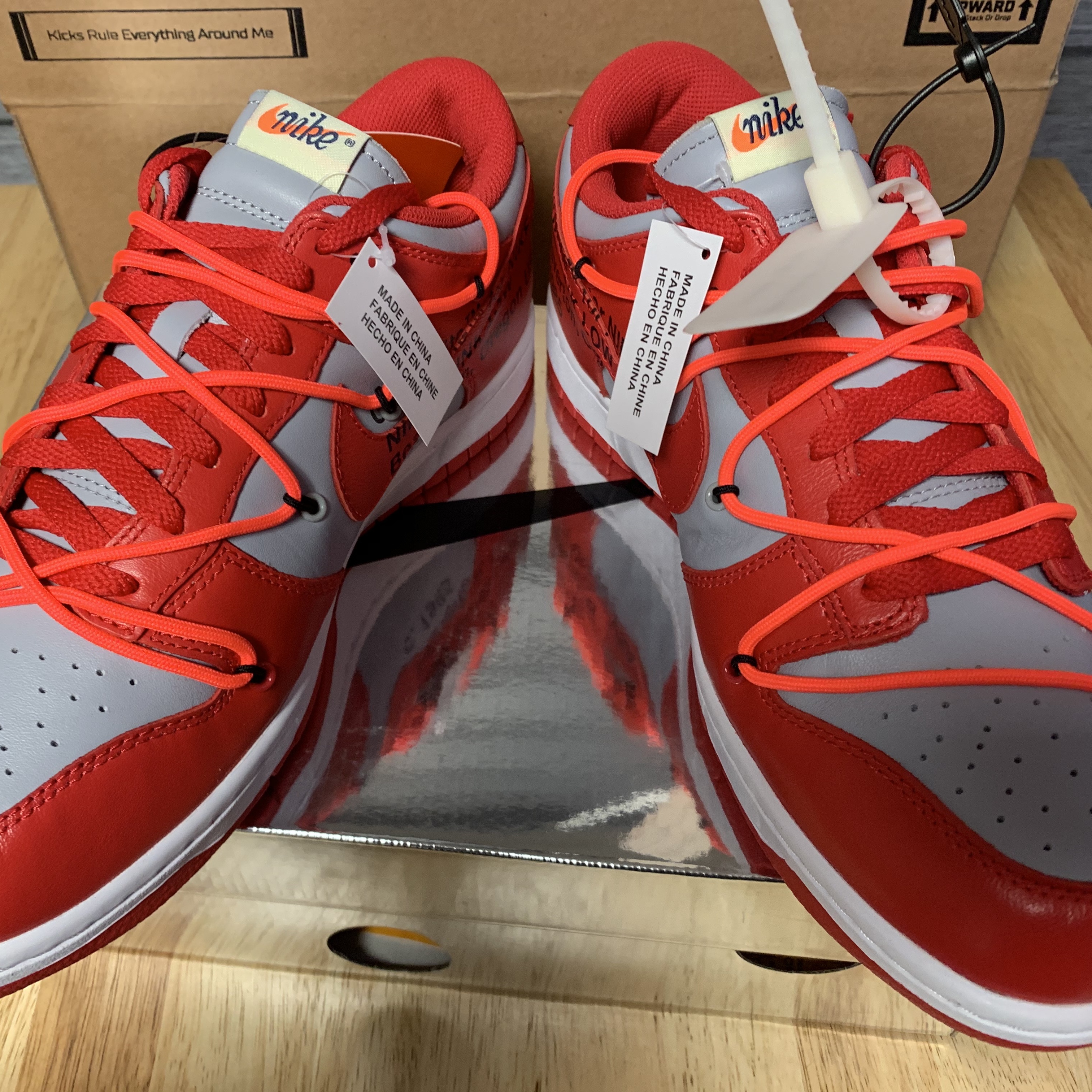 Nike x Off-White Dunk Low University Red 착용 스타일