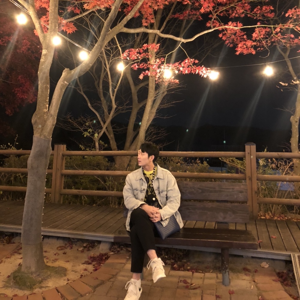Nike x Fear of God Air Fear of God Raid Light Bone 착용 스타일