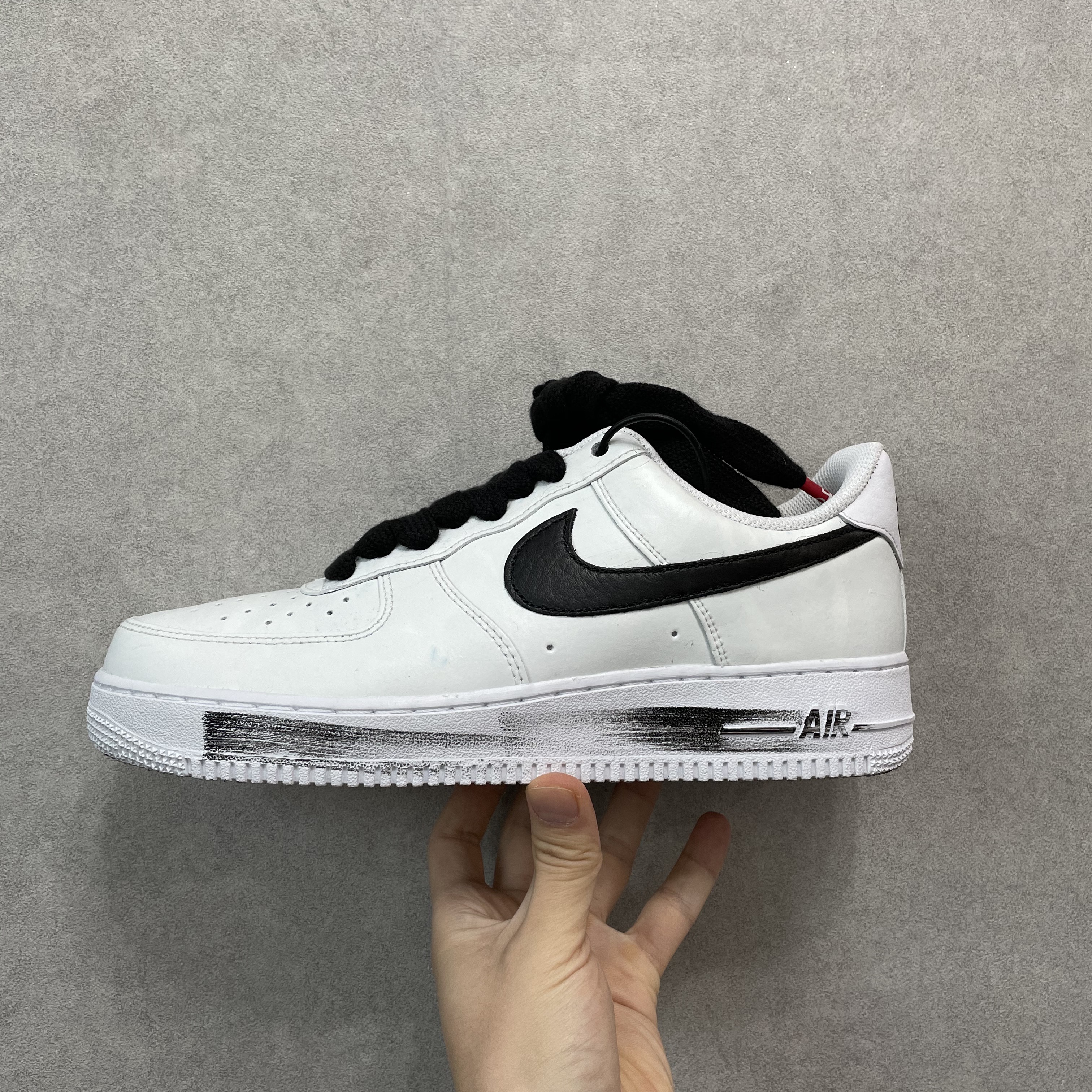 Nike x Peaceminusone Air Force 1 Low Para-Noise 2.0 착용 스타일
