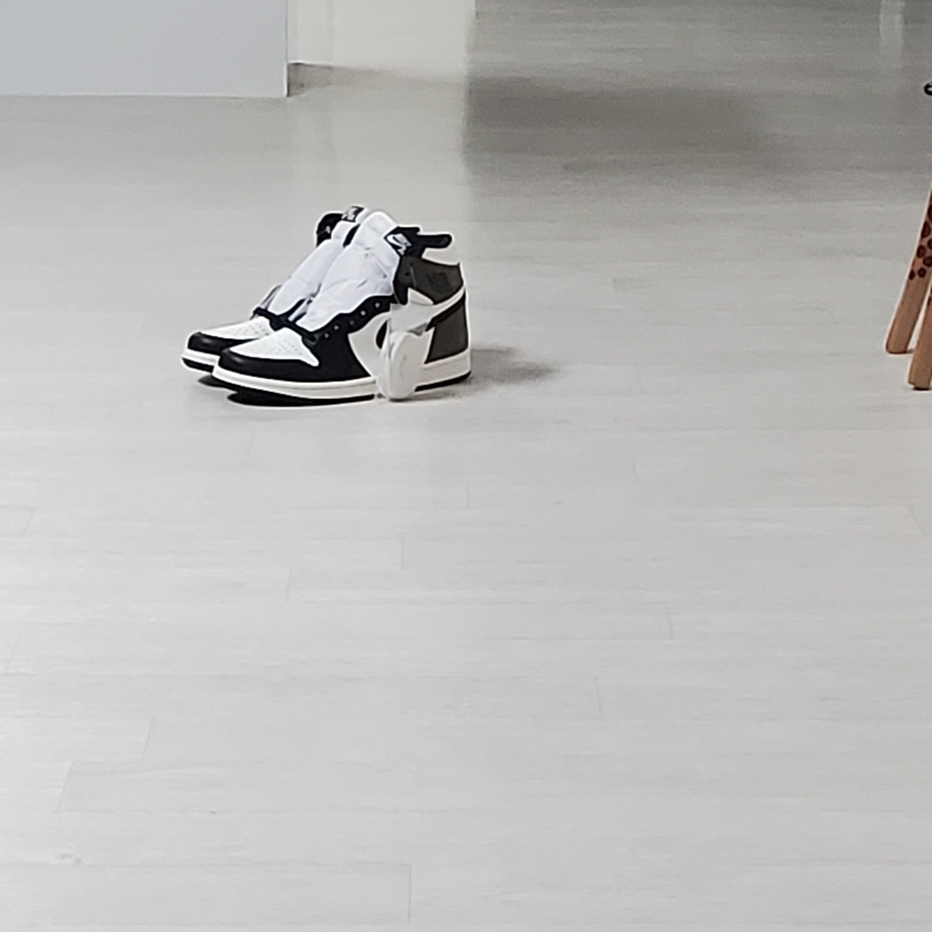 Jordan 1 Retro High OG Black Mocha 착용 스타일 - 1