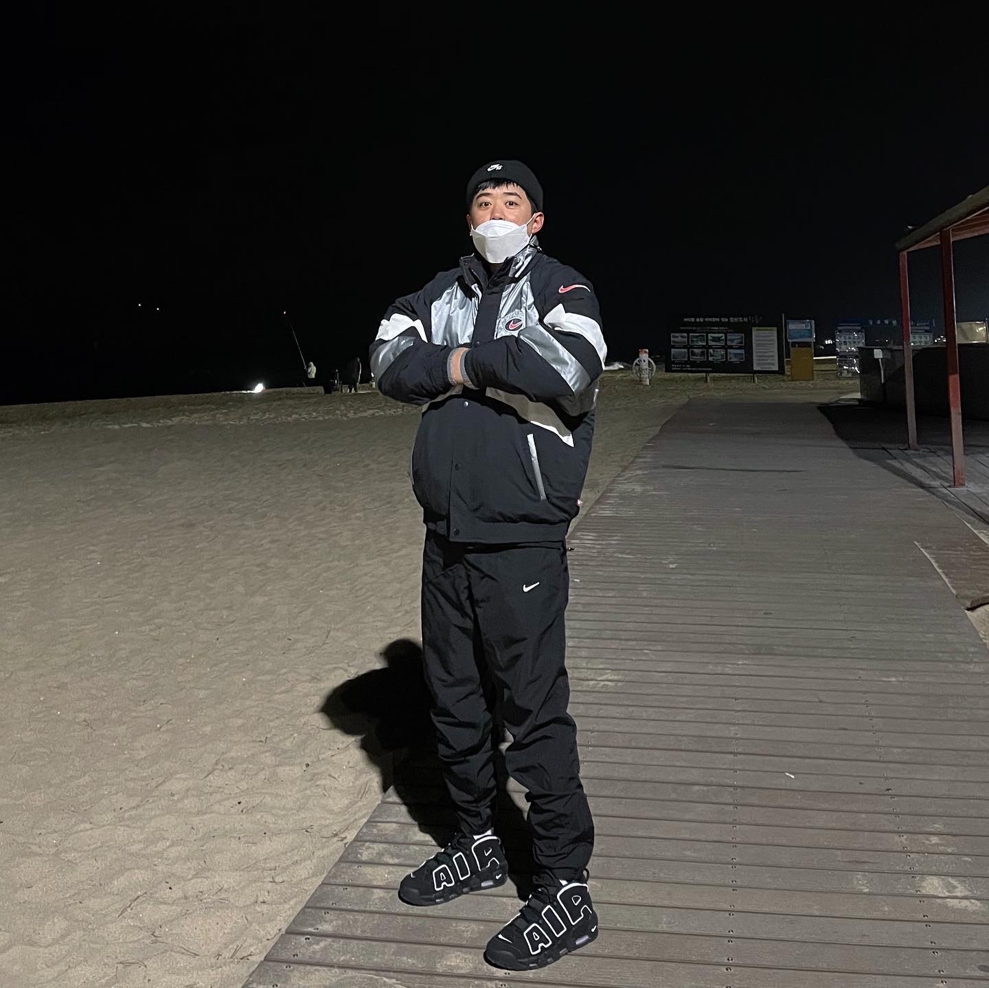 Nike Air More Uptempo Black White 2020 착용 스타일