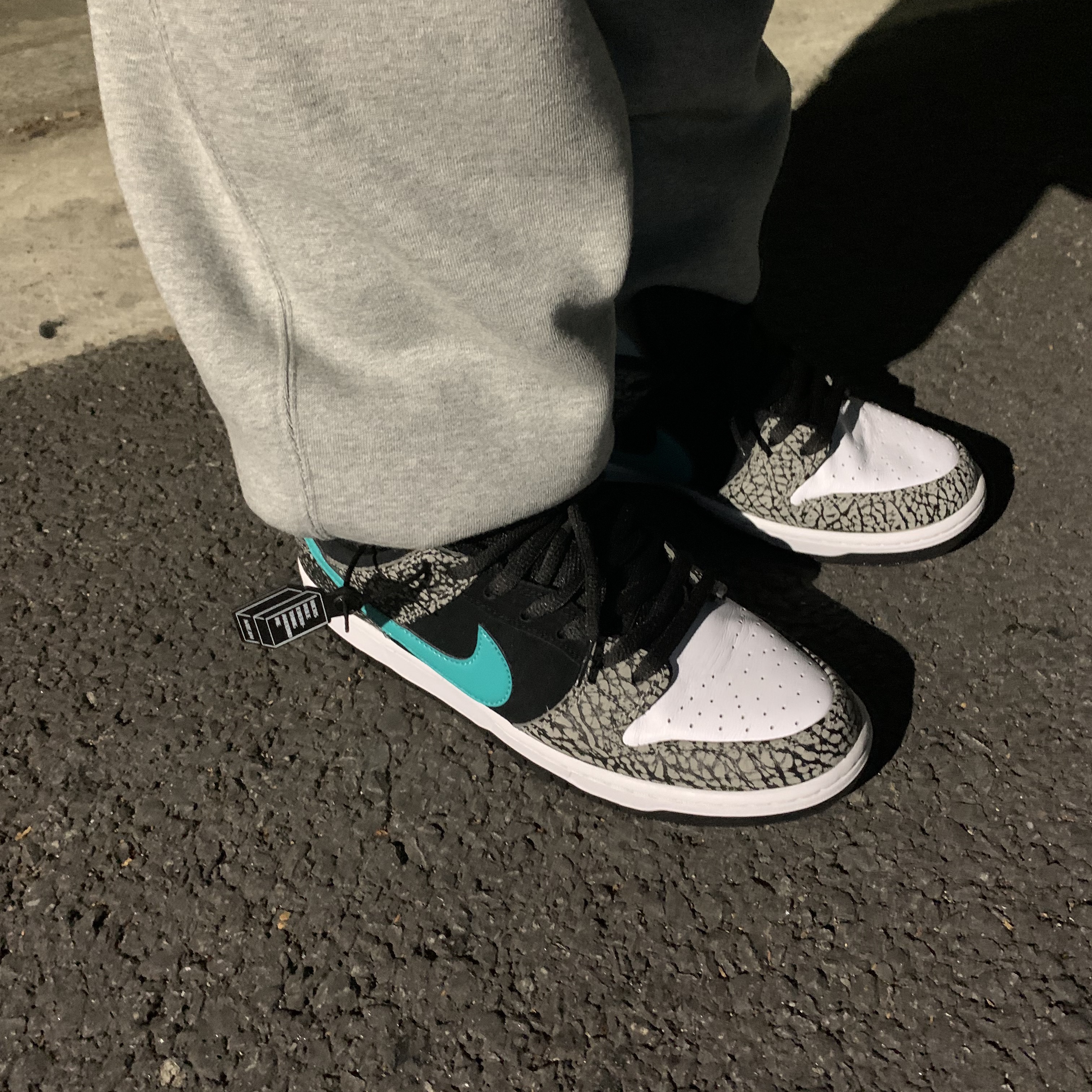 Nike SB Dunk Low Pro Clear Jade 착용 스타일