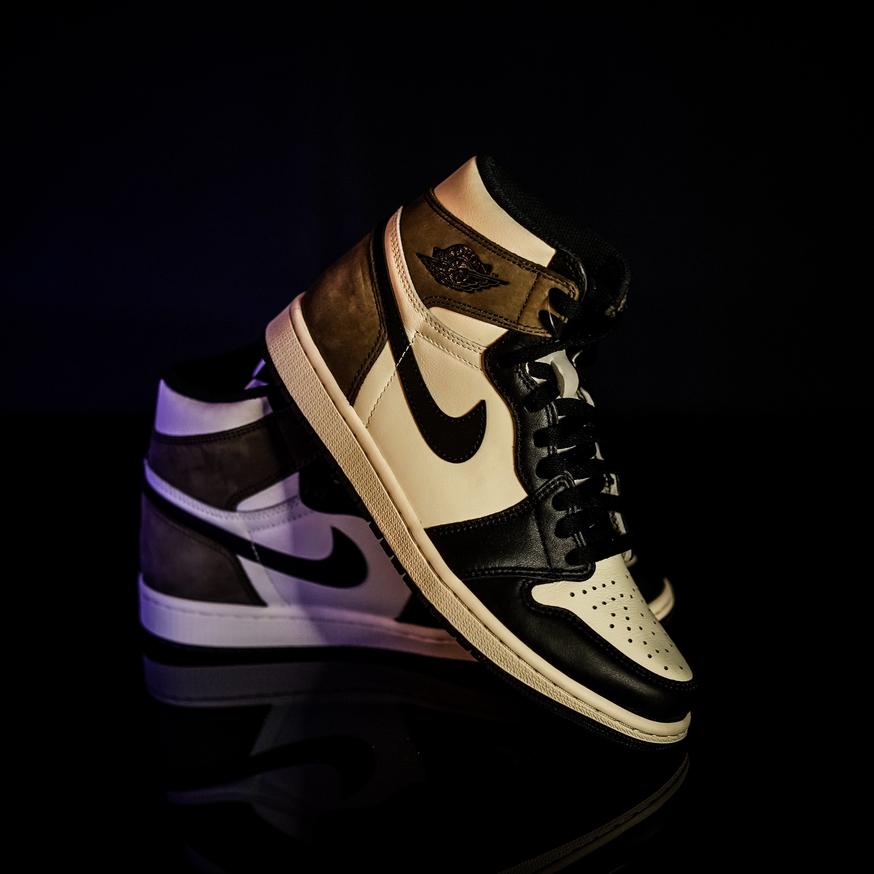Jordan 1 Retro High OG Black Mocha 착용 스타일