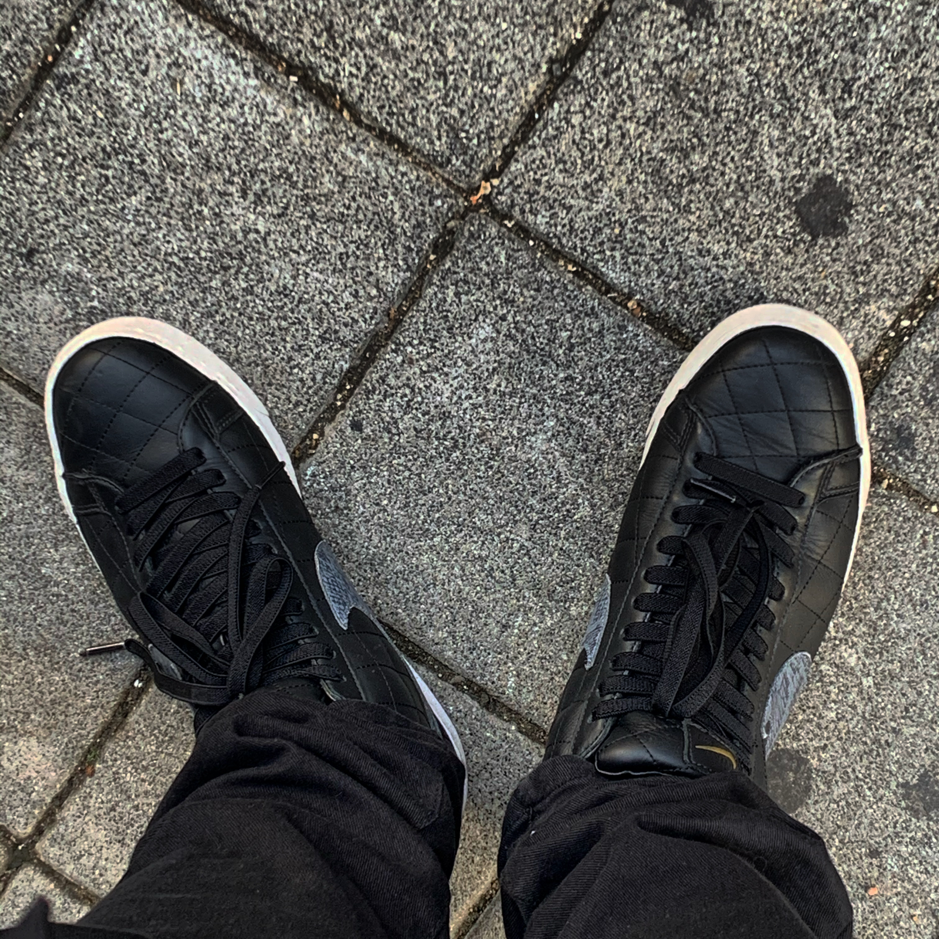 Nike x Supreme SB Blazer Black 2006 착용 스타일