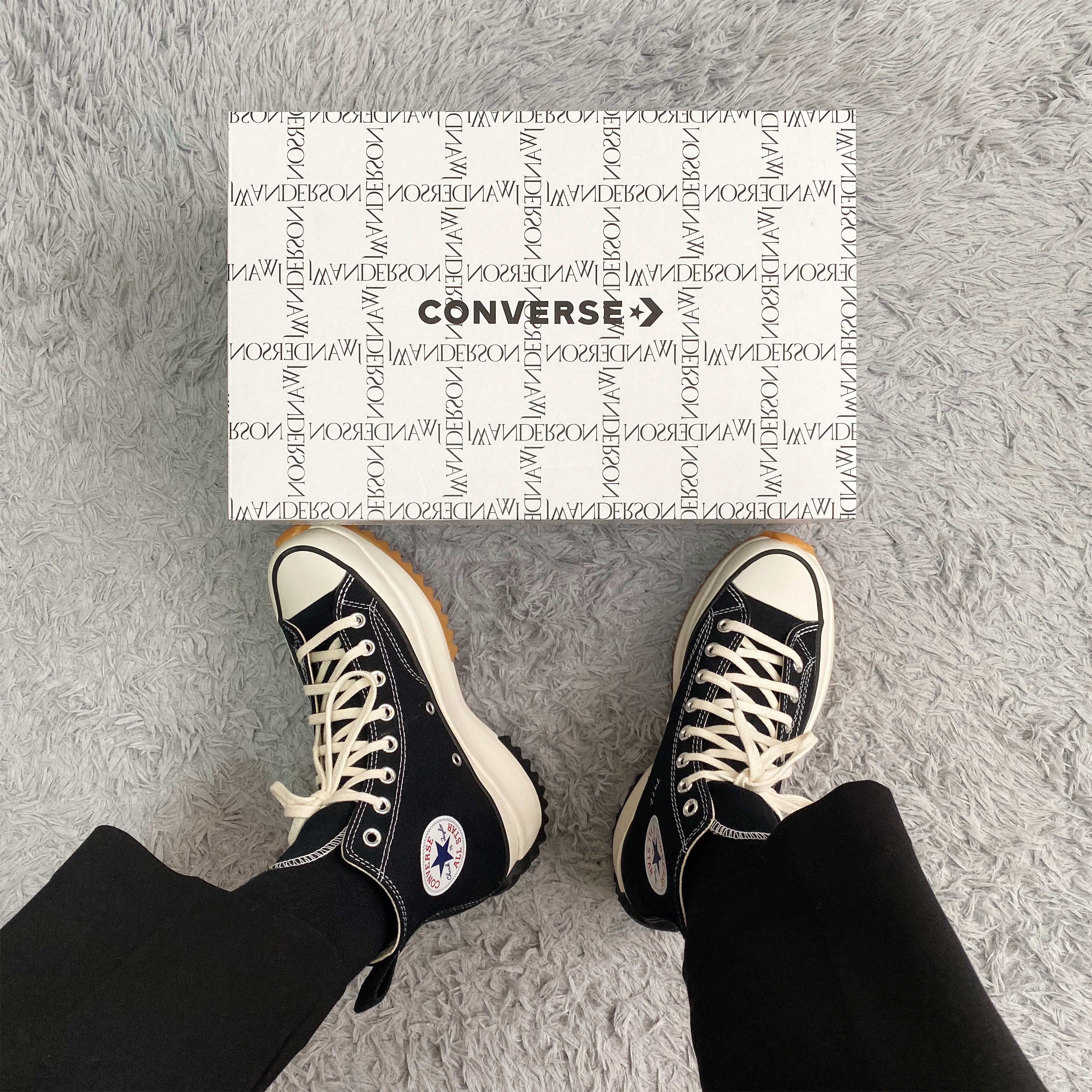 Converse x JW Anderson Run Star Hike Hi Black 착용 스타일
