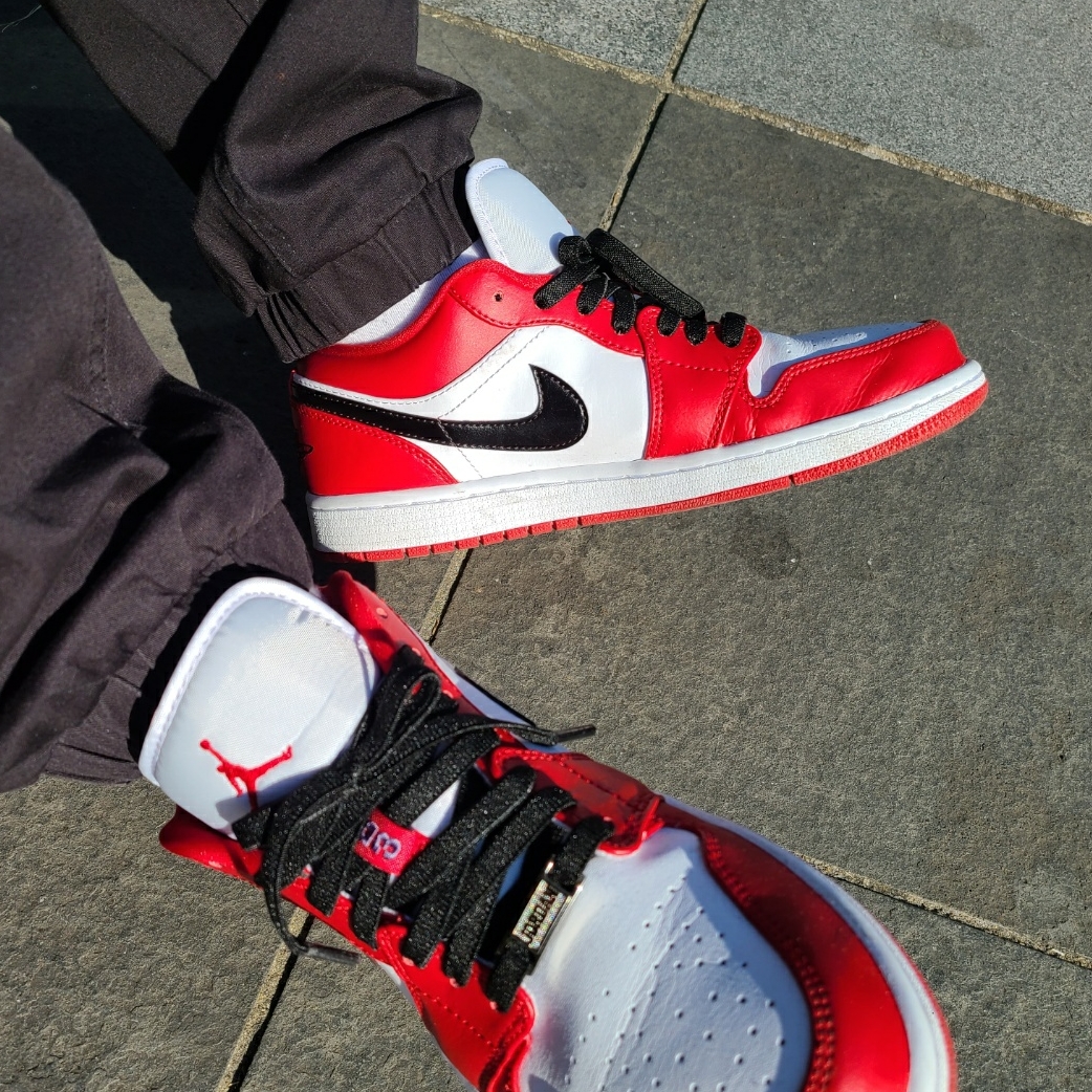 Jordan 1 Low Gym Red White 착용 스타일 - 2