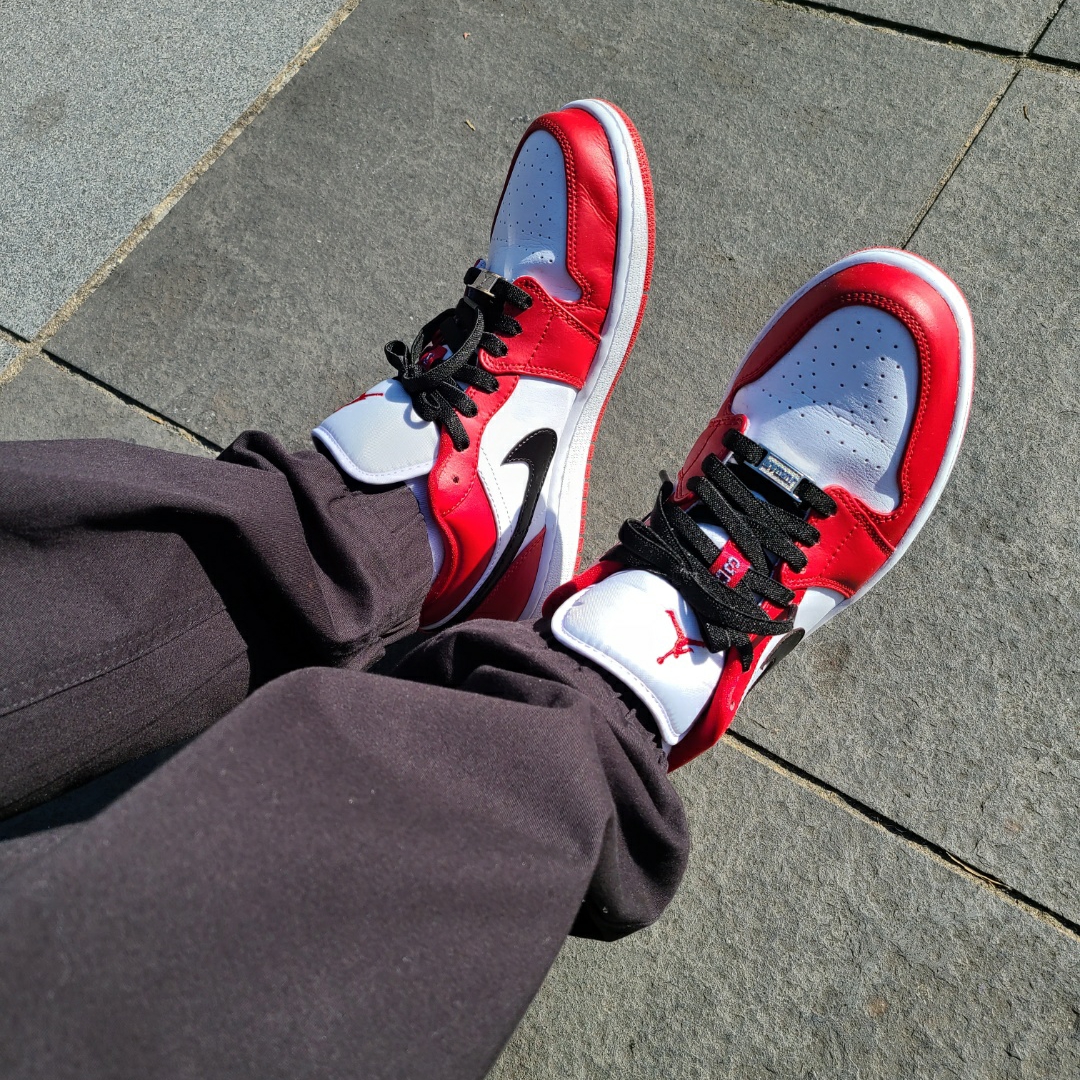 Jordan 1 Low Gym Red White 착용 스타일 - 4