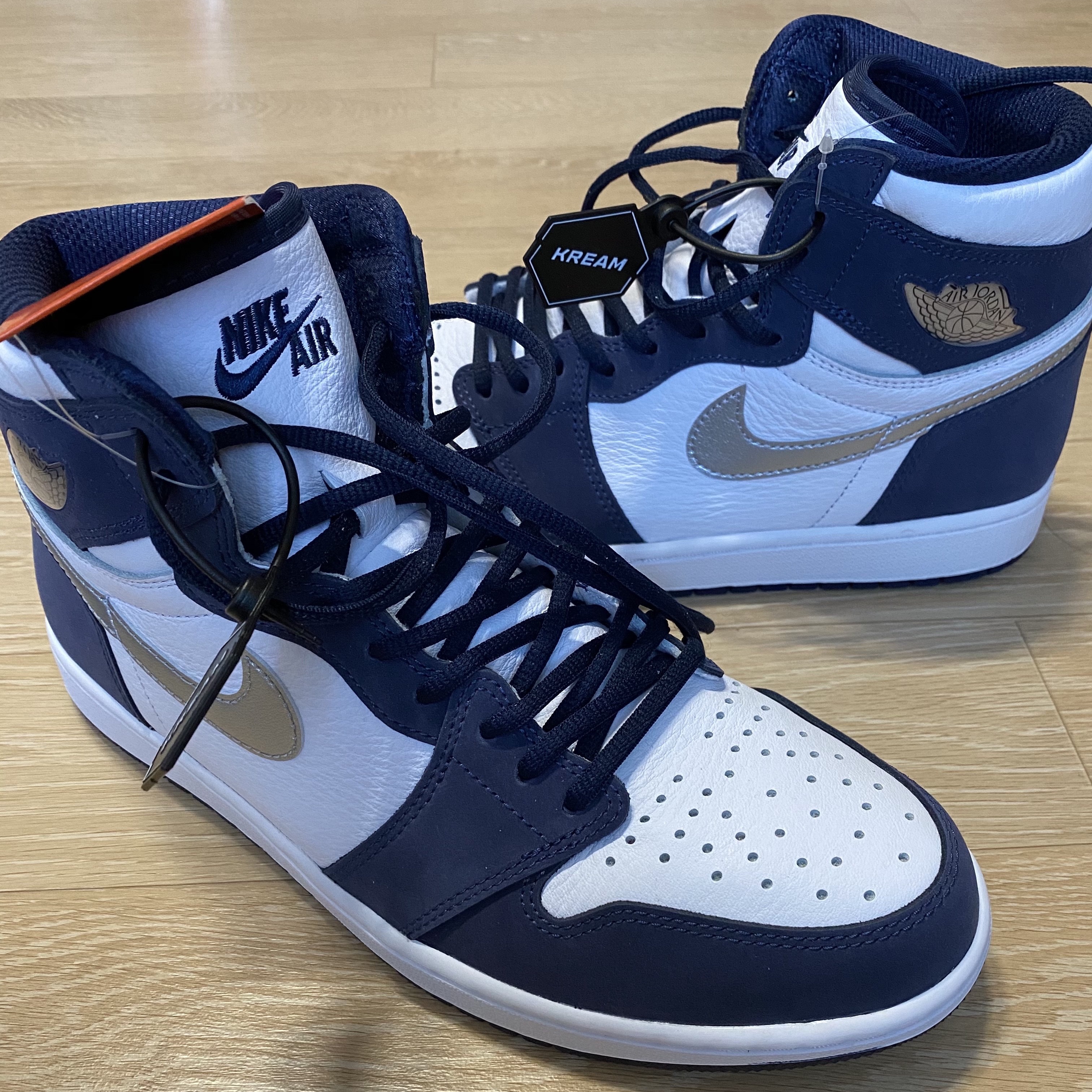 Jordan 1 Retro High OG CO.JP Midnight Navy 착용 스타일