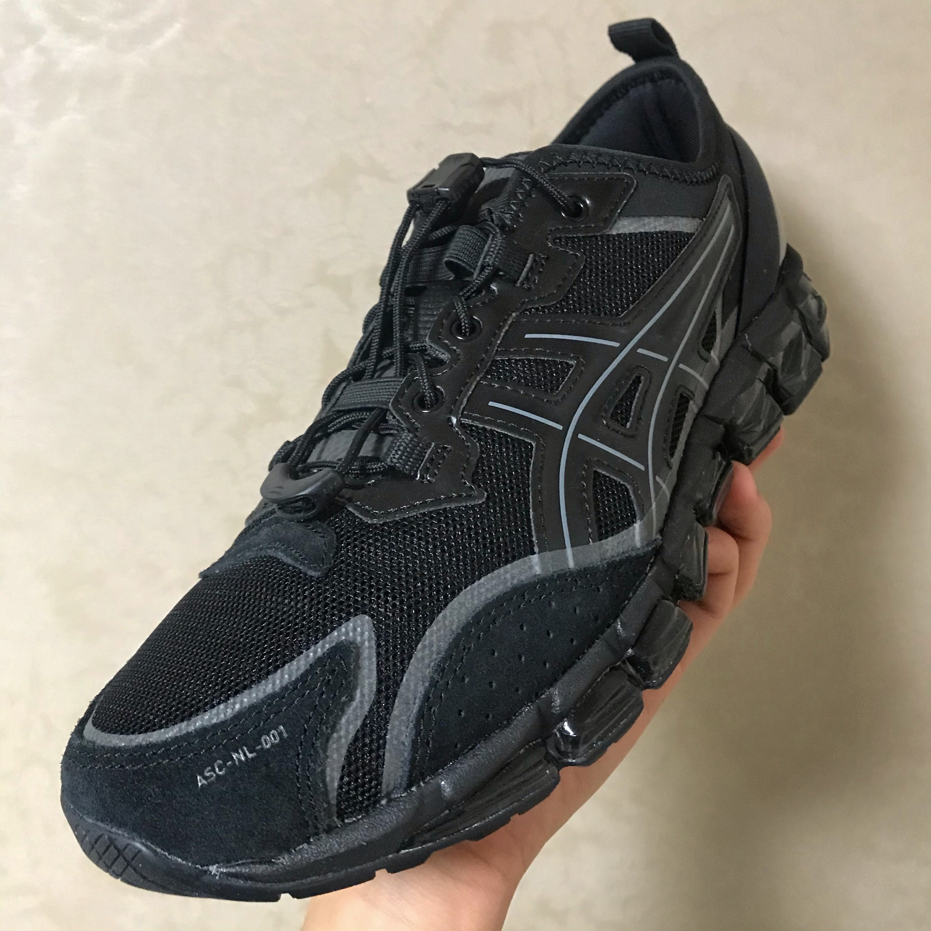 Asics x Nu Label Gel-Quantum 360 6 Black 착용 스타일 - 2