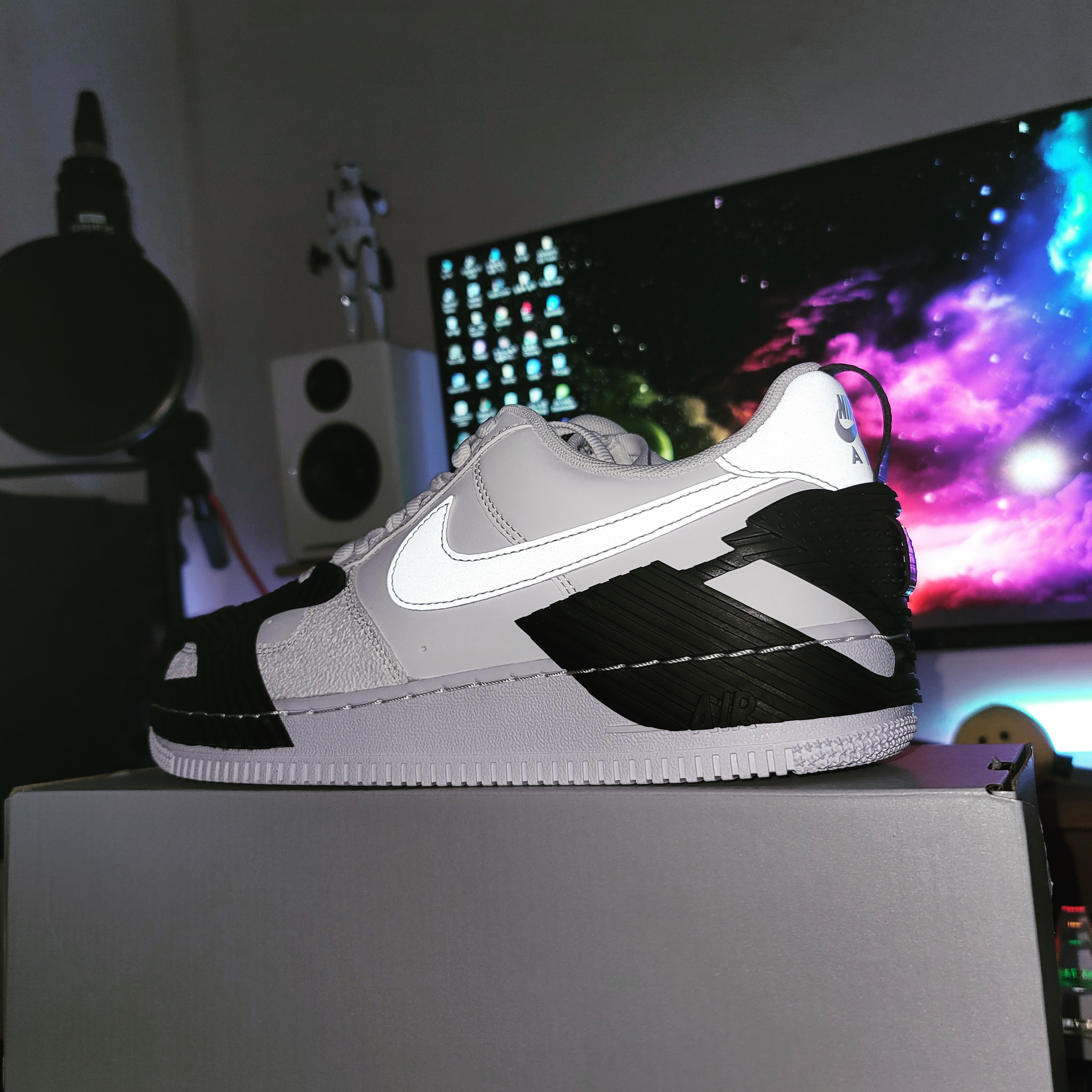 Nike Air Force 1 NDSTRKT White 착용 스타일