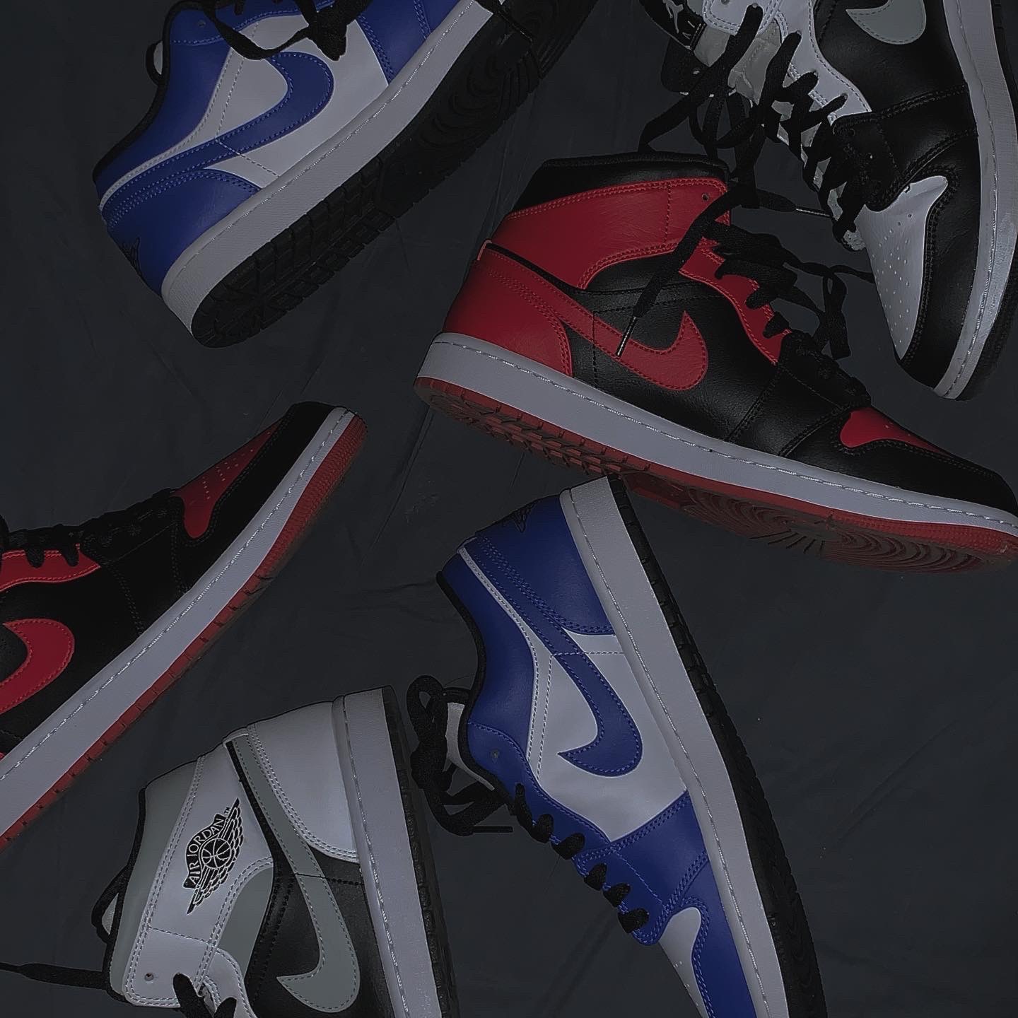 Jordan 1 Mid Bred Banned 2020, Jordan 1 Low Hyper Royal 착용 스타일
