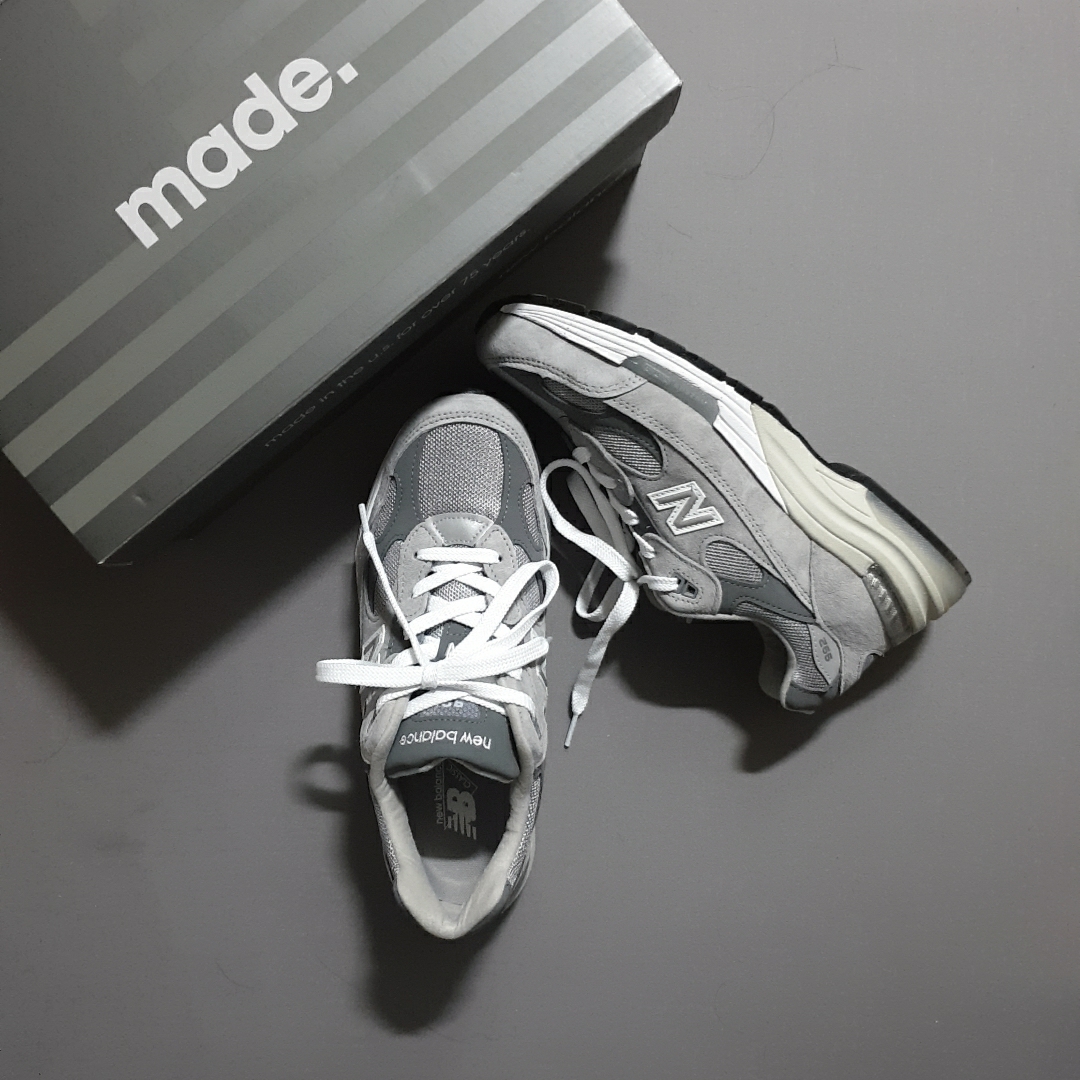New Balance 992 Made in USA Grey - D Standard 착용 스타일