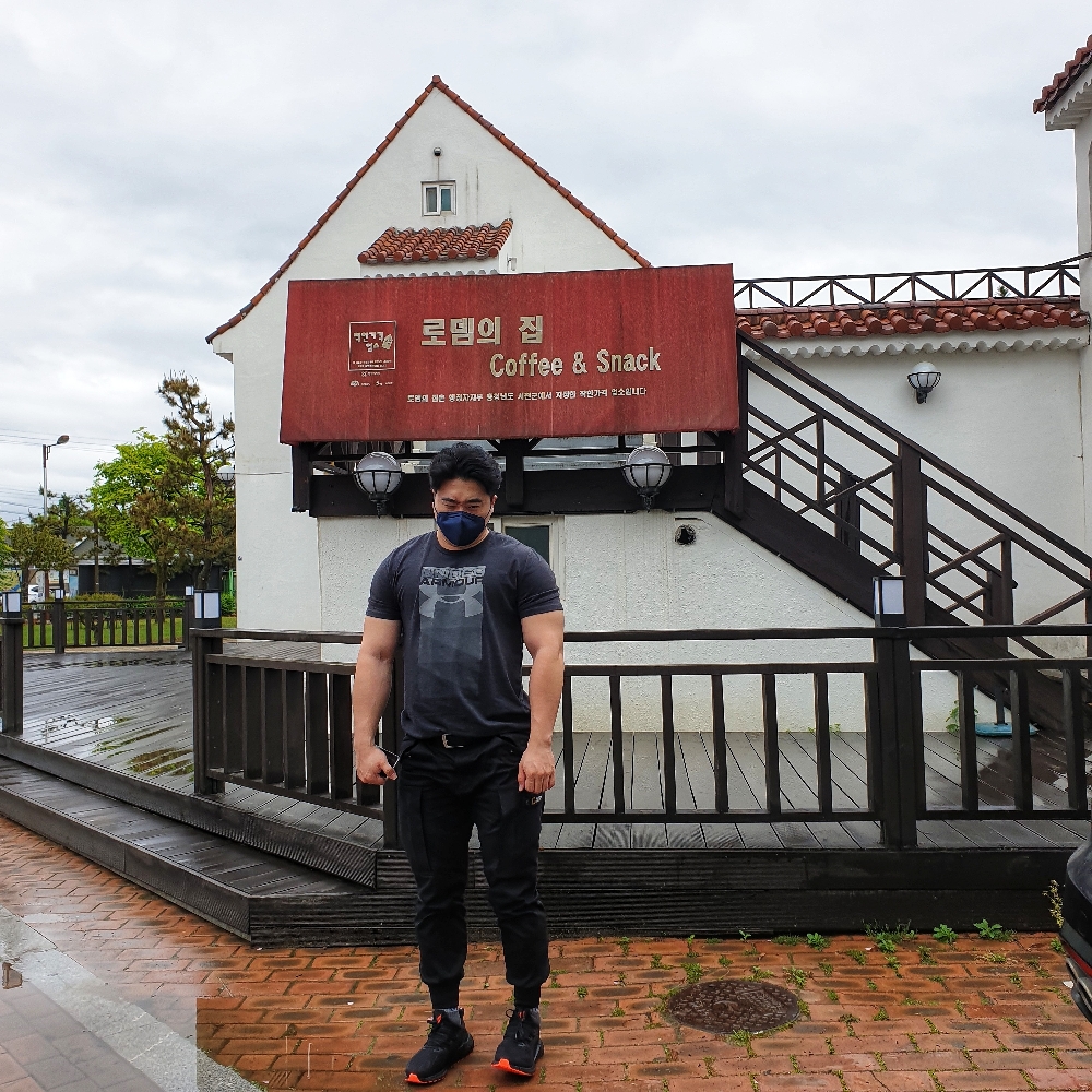 KREAM 프로필 이미지