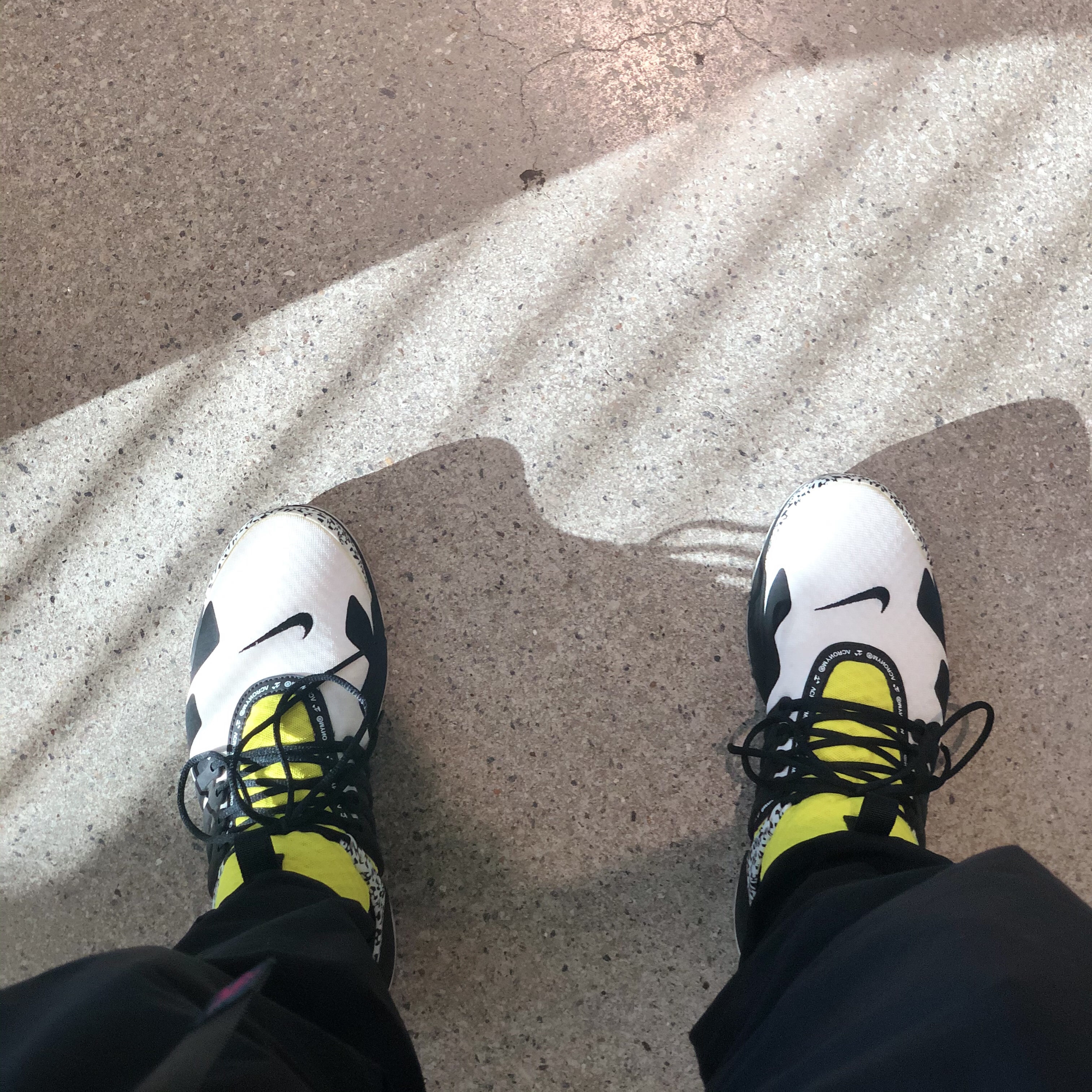 Nike x Acronym Air Presto Mid Dynamic Yellow 착용 스타일