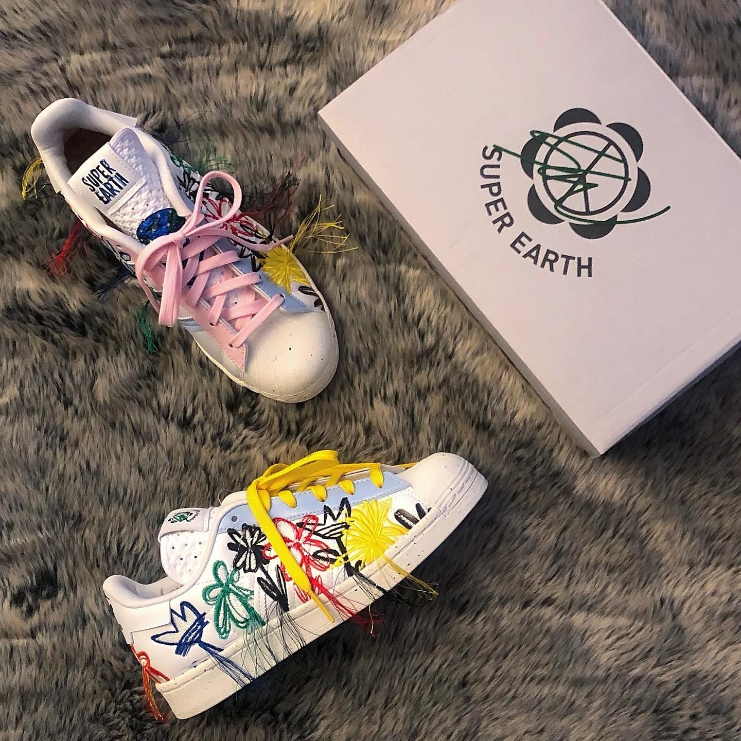 Adidas x Sean Wotherspoon Superstar Superearth 착용 스타일