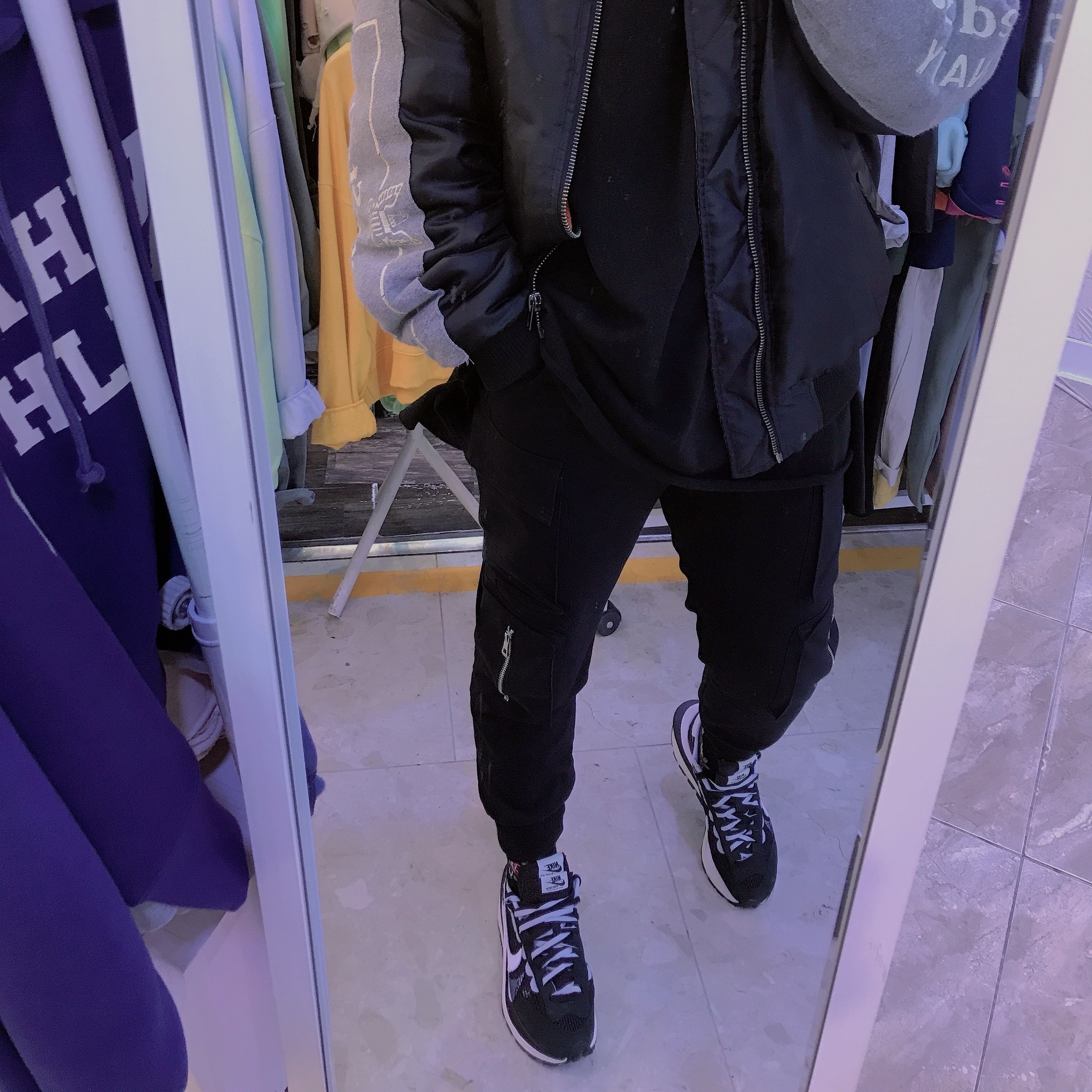 Nike x Sacai VaporWaffle Black White 착용 스타일 - 2