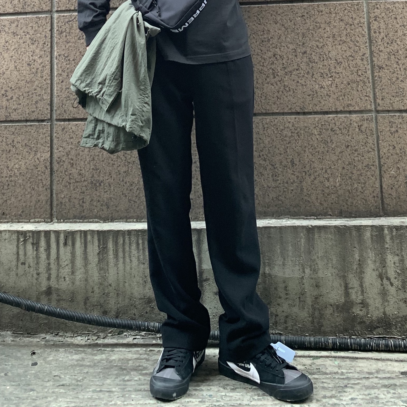 Nike x Off-White Blazer Mid Grim Reaper Black 착용 스타일