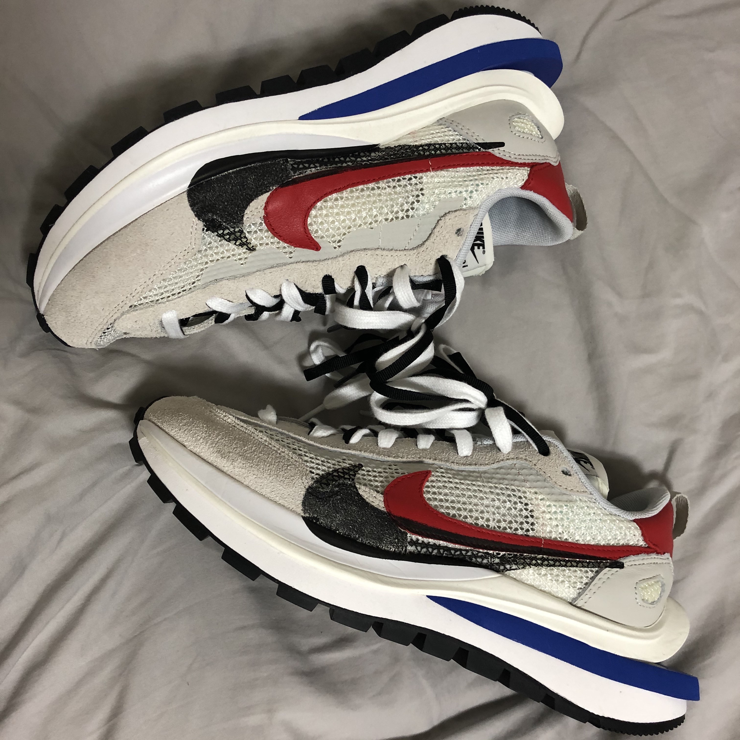Nike x Sacai VaporWaffle Royal Fuchsia 착용 스타일