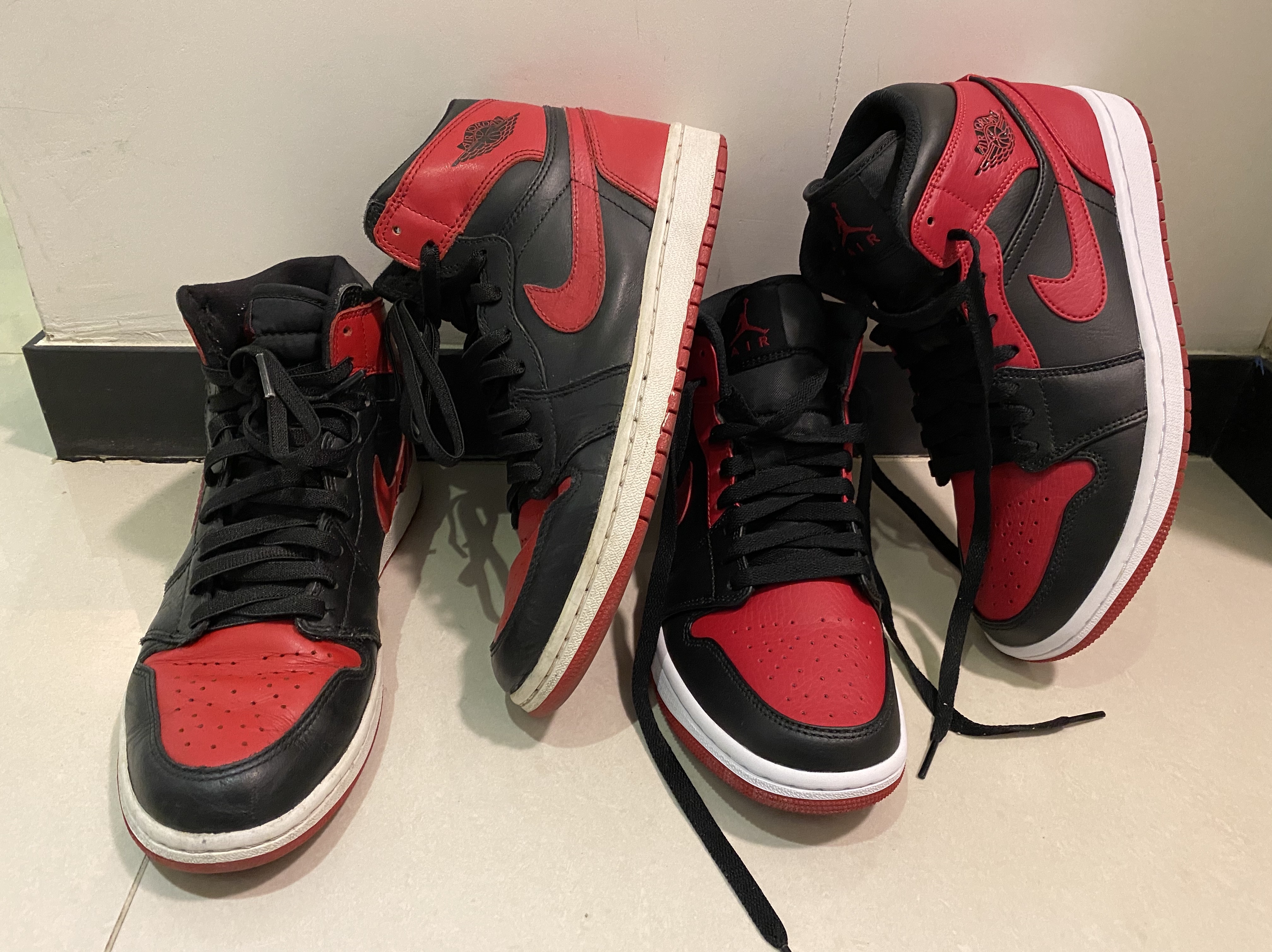 Jordan 1 Mid Bred Banned 2020, Jordan 1 Retro Bred 2001 착용 스타일