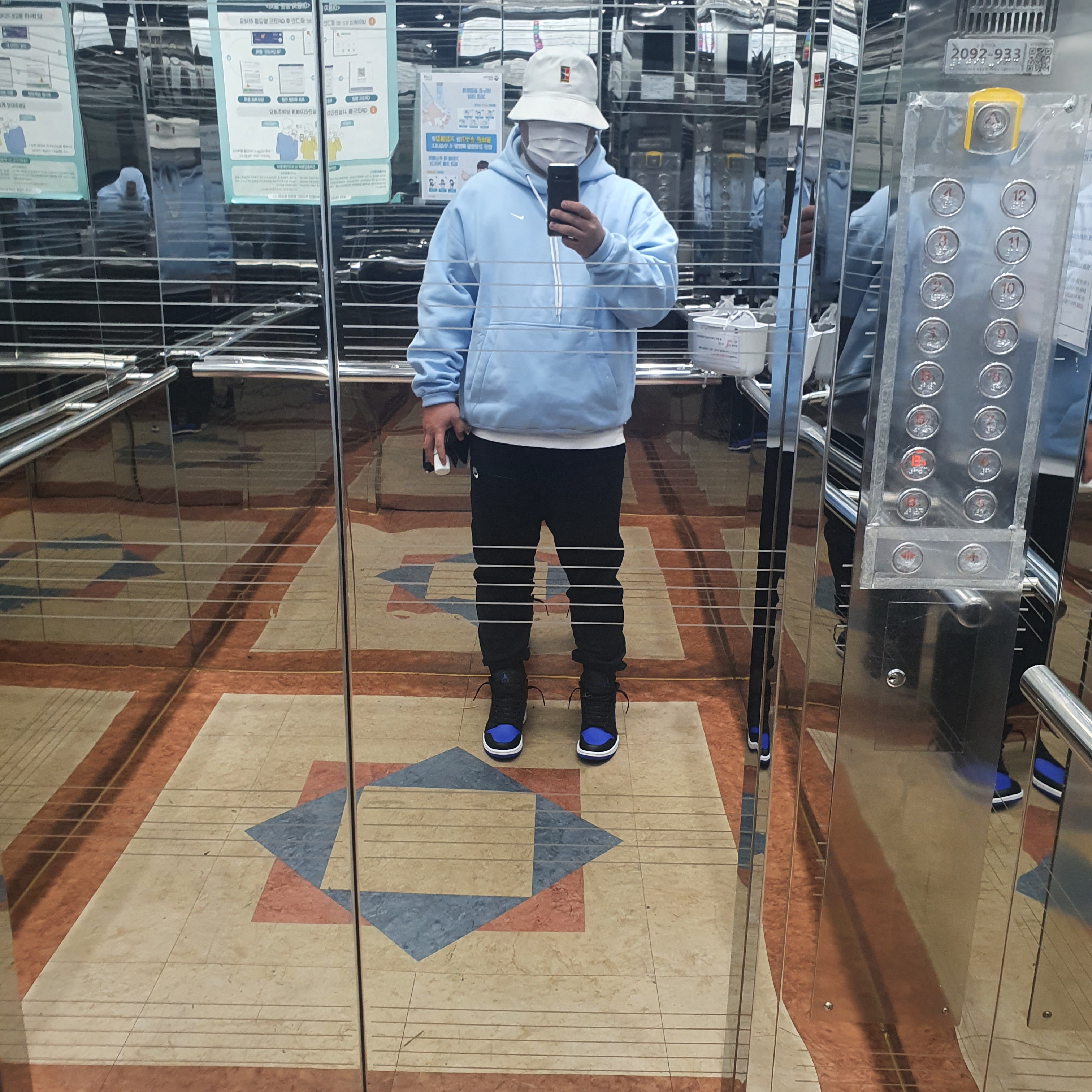 Jordan 1 Mid Royal 2020 착용 스타일