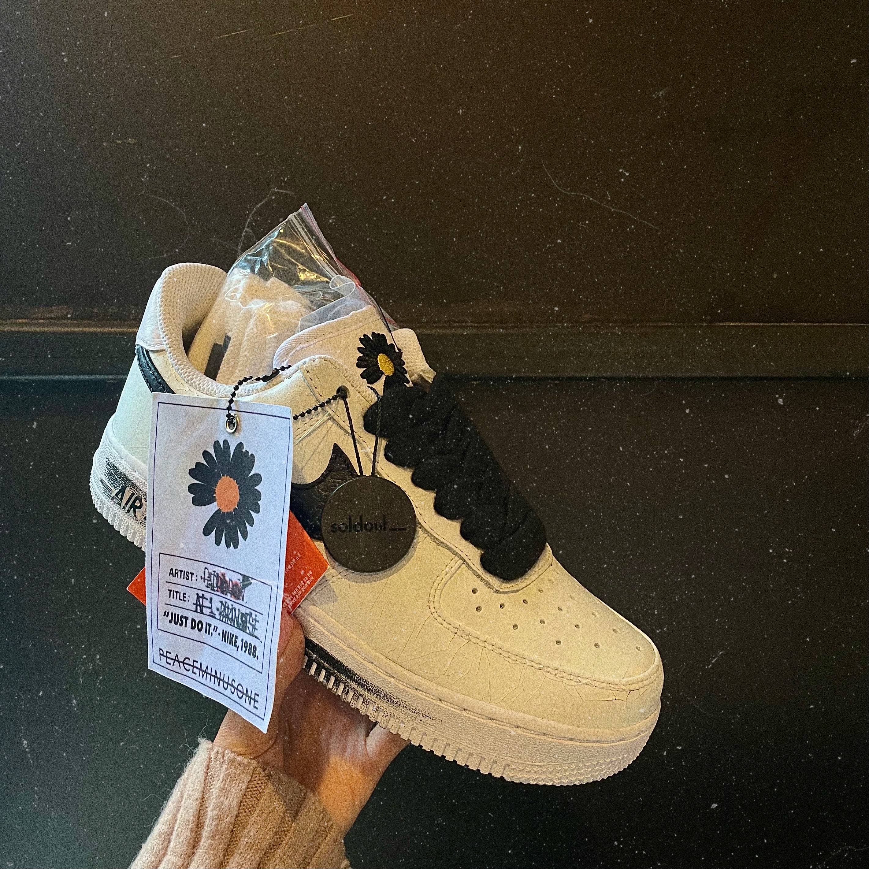 Nike x Peaceminusone Air Force 1 Low Para-Noise 2.0 착용 스타일 - 2