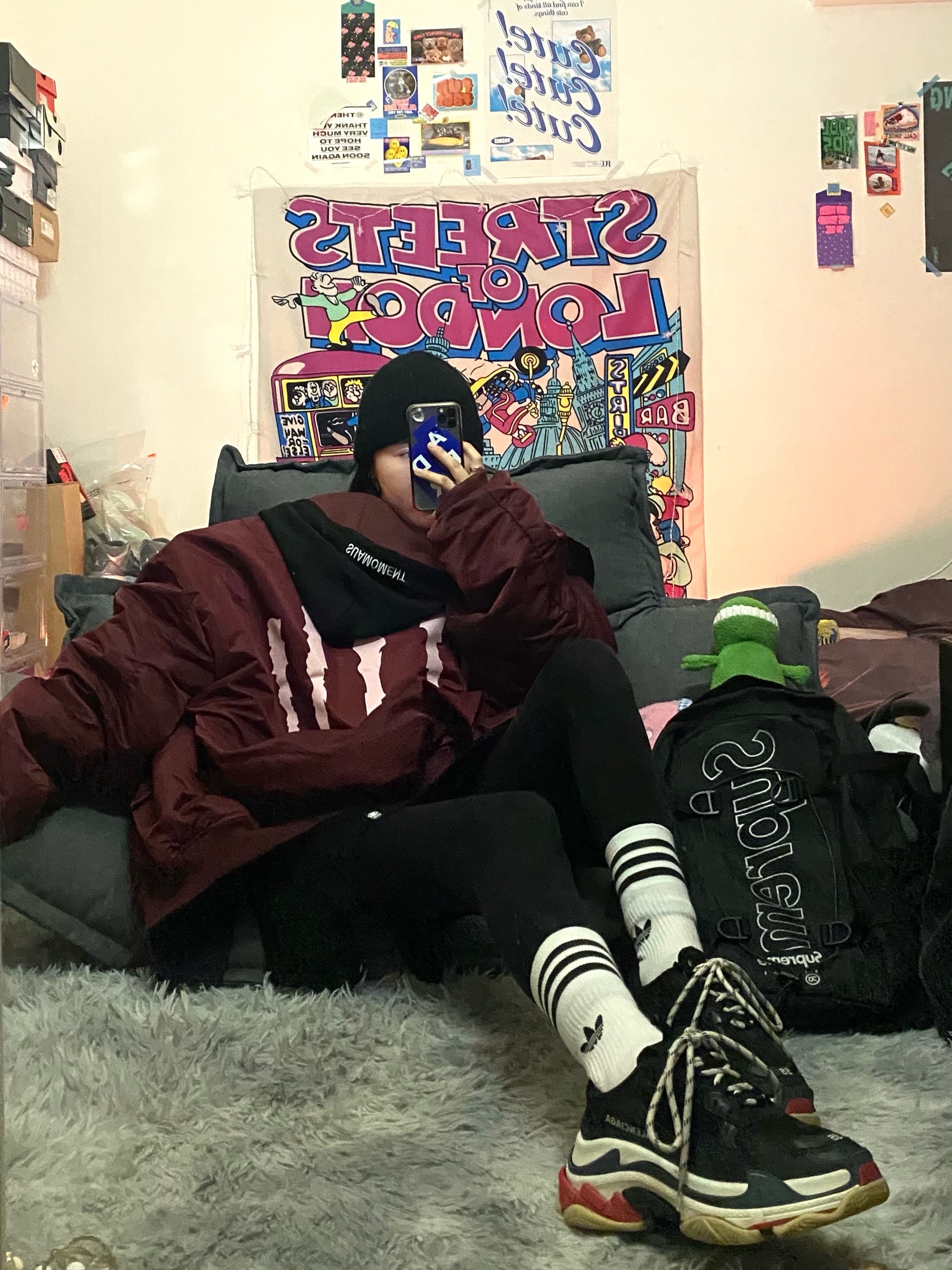 Converse x JW Anderson Run Star Hike Hi Black, Balenciaga Triple S Trainer Black White Red 2018 착용 스타일 - 3