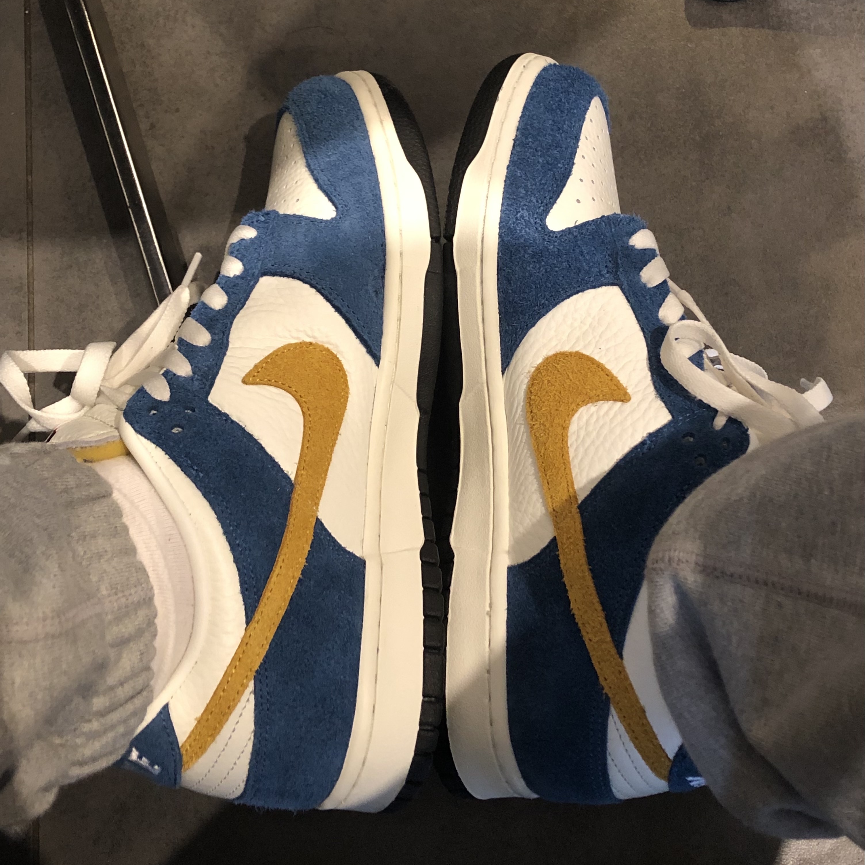 Nike x Kasina Dunk Low 80's Bus 착용 스타일