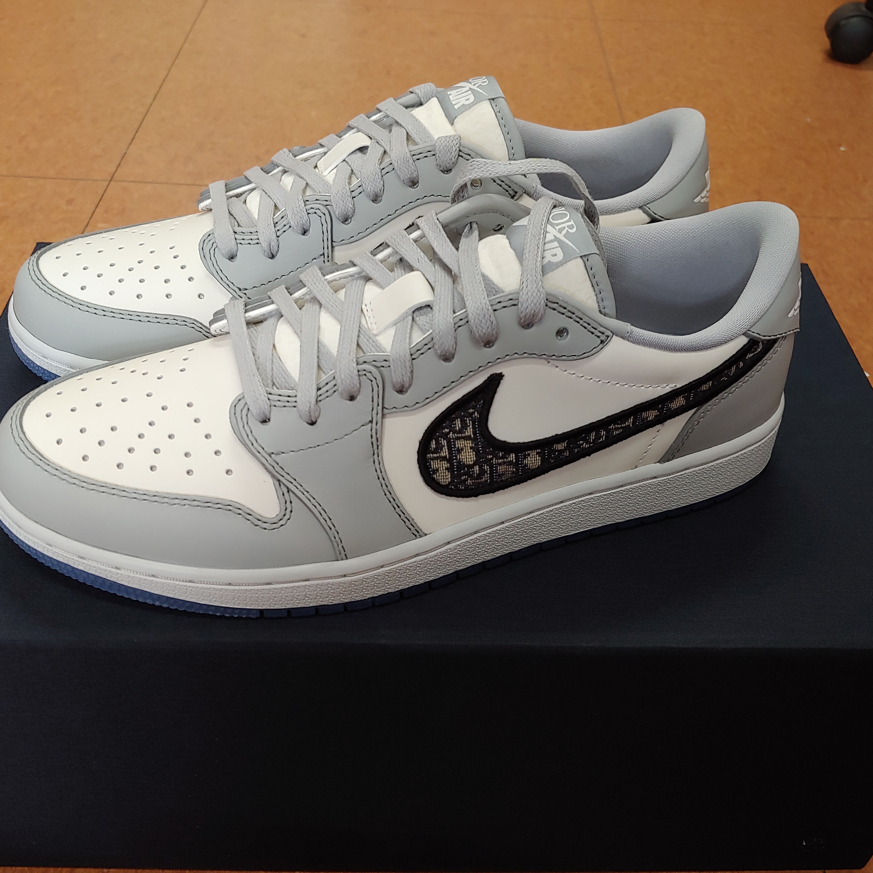 Jordan 1 x Dior Low OG 착용 스타일