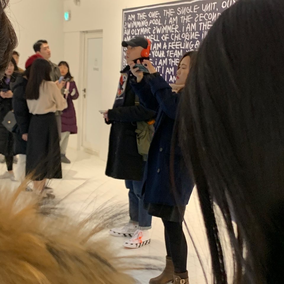 Converse x Off-White Chuck 70 High V2 2018 착용 스타일 - 2