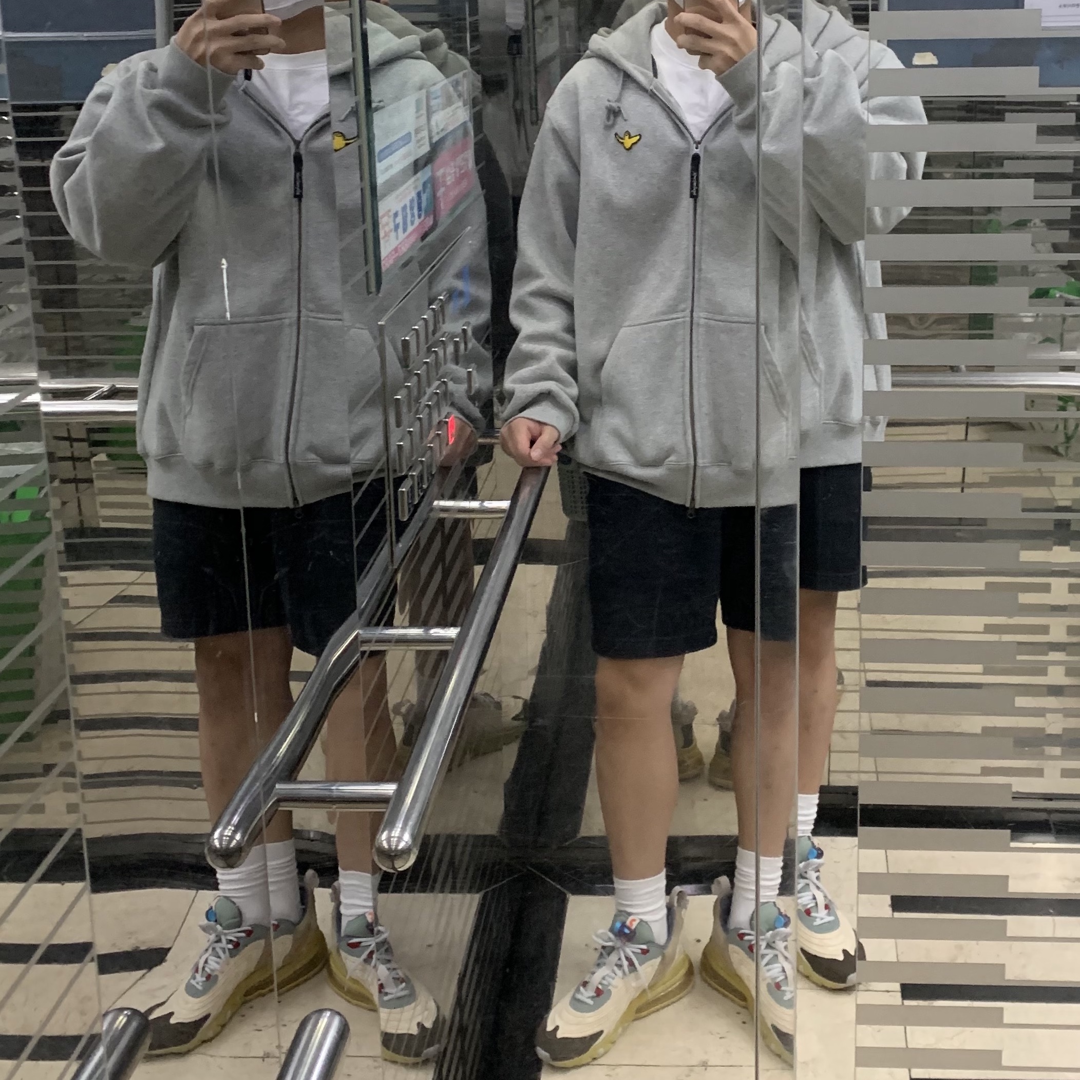 Nike x Travis Scott Air Max 270 React Cactus Trails 착용 스타일