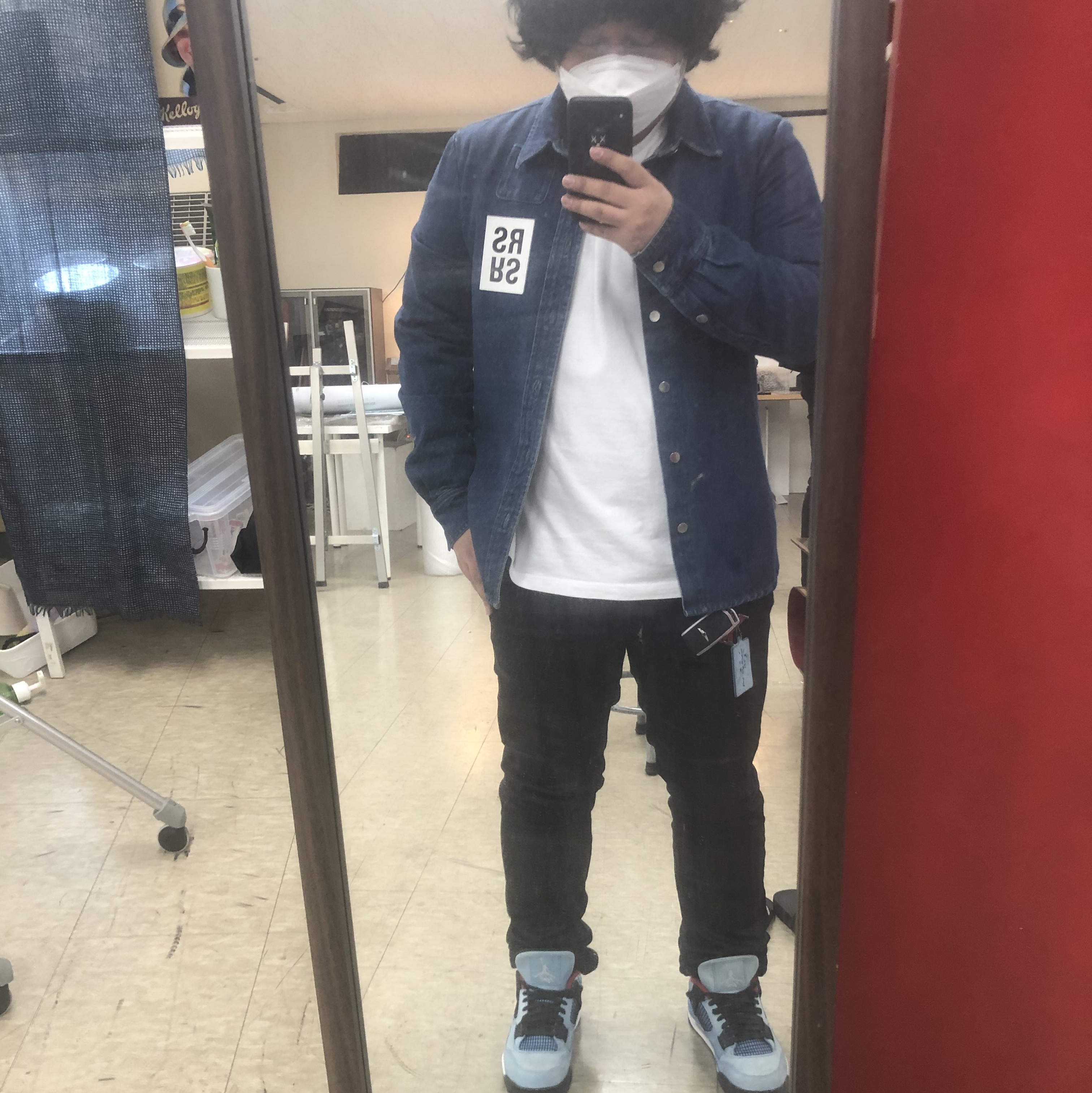 Jordan 4 x Travis Scott Retro Cactus Jack 착용 스타일