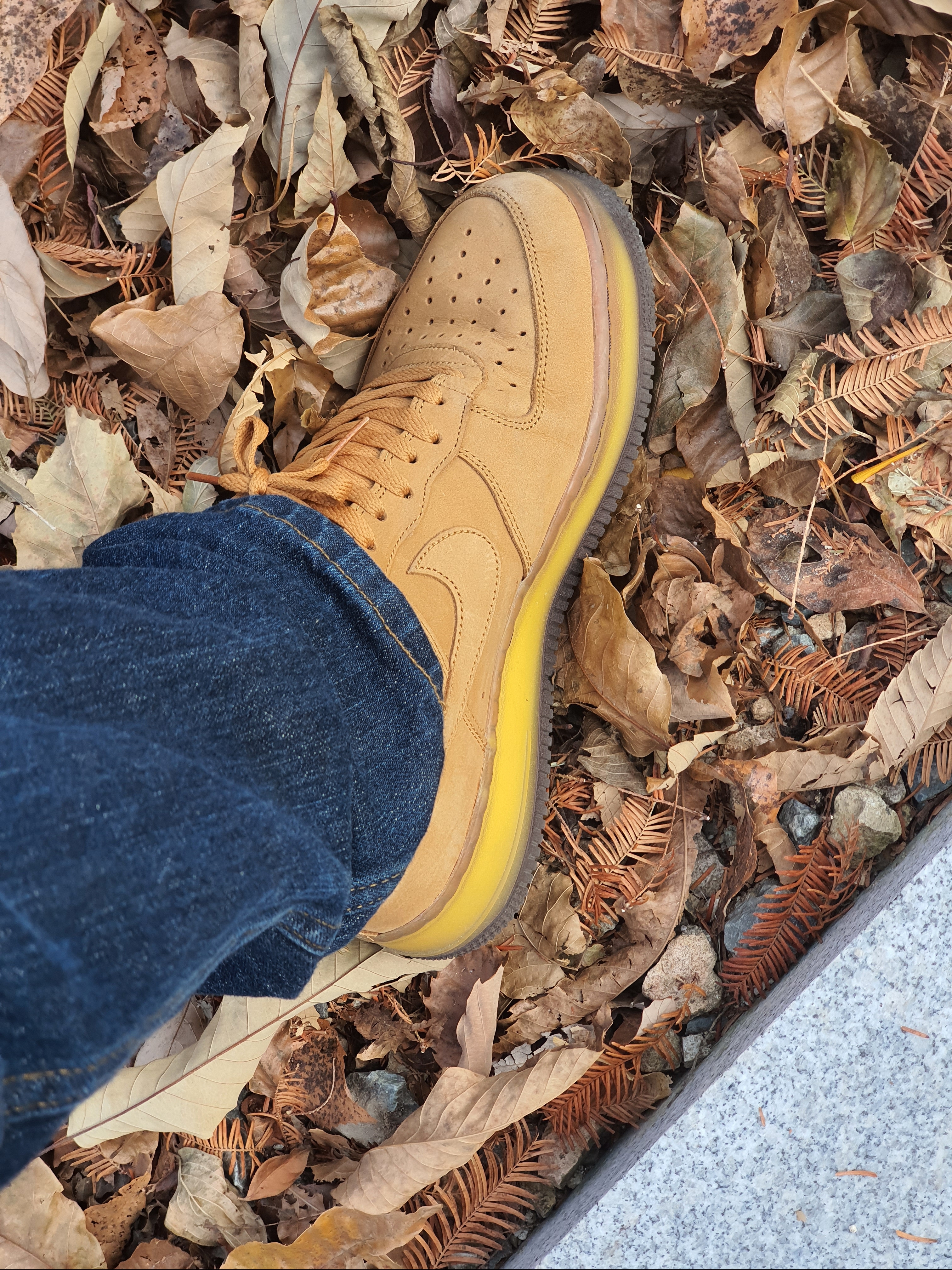 Nike Air Force 1 Low Retro SP Wheat Mocha 착용 스타일