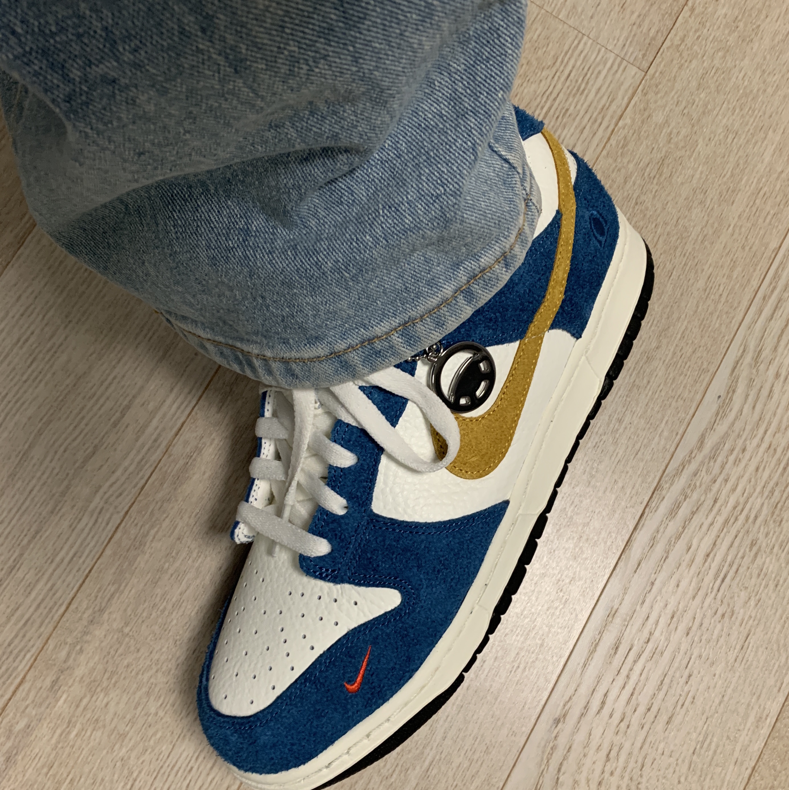 Nike x Kasina Dunk Low 80's Bus 착용 스타일