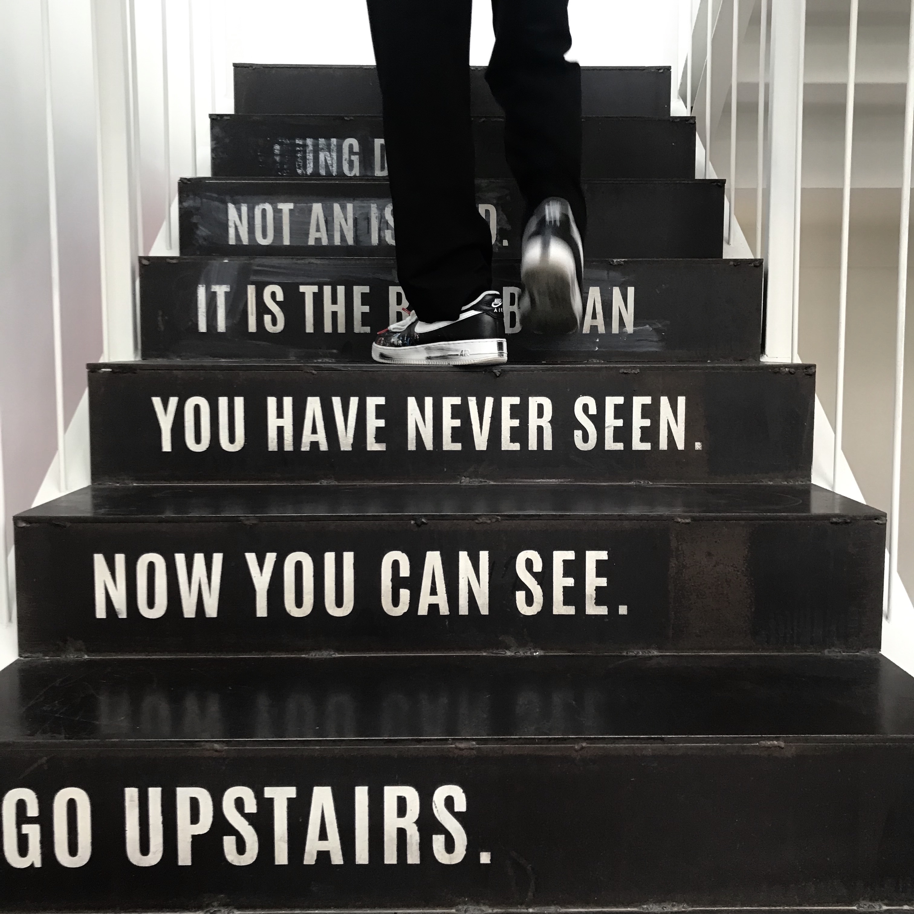 Nike x Peaceminusone Air Force 1 Low Para-Noise 착용 스타일