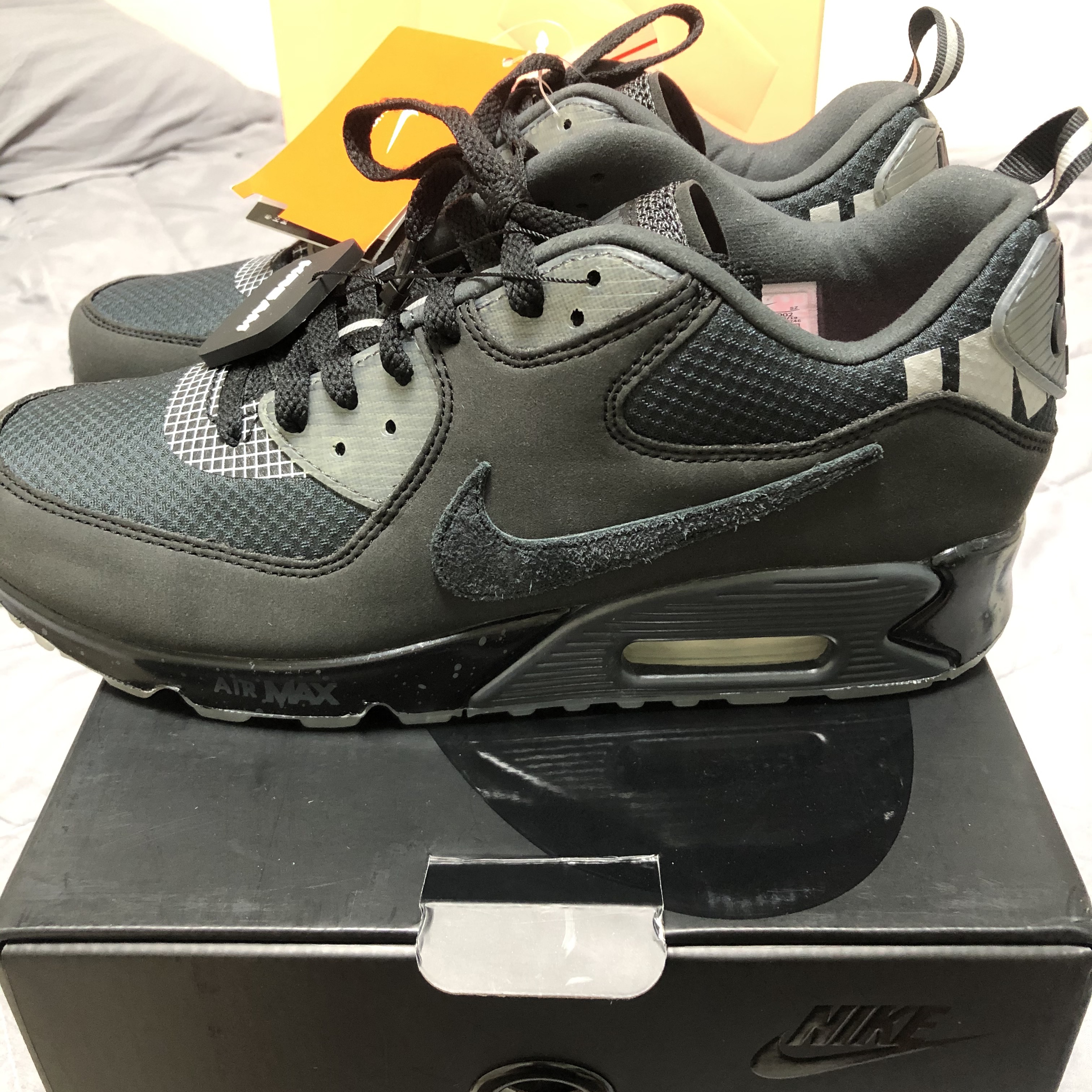 Nike x Undefeated Air Max 90 Black 2020 착용 스타일 - 1
