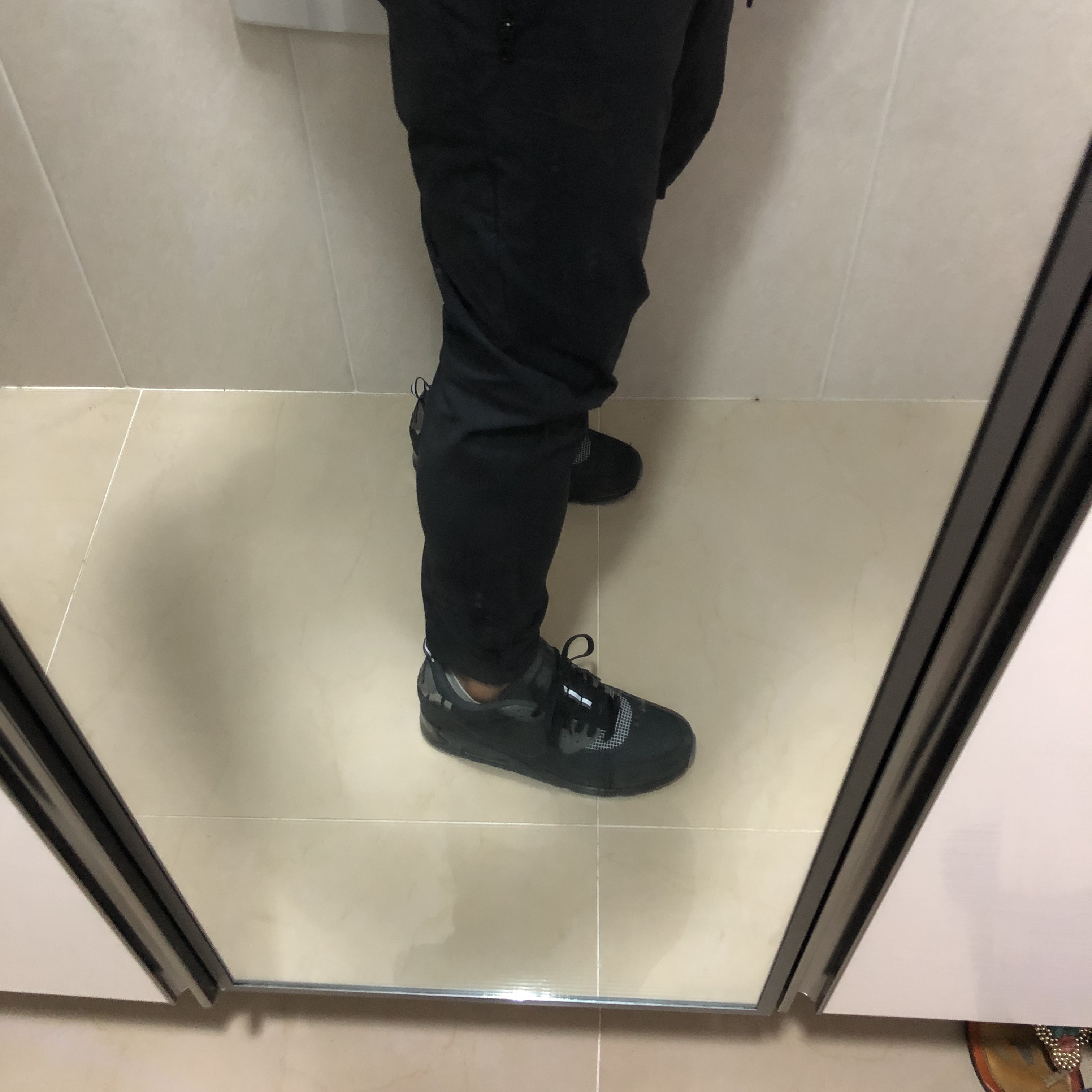 Nike x Undefeated Air Max 90 Black 2020 착용 스타일 - 4