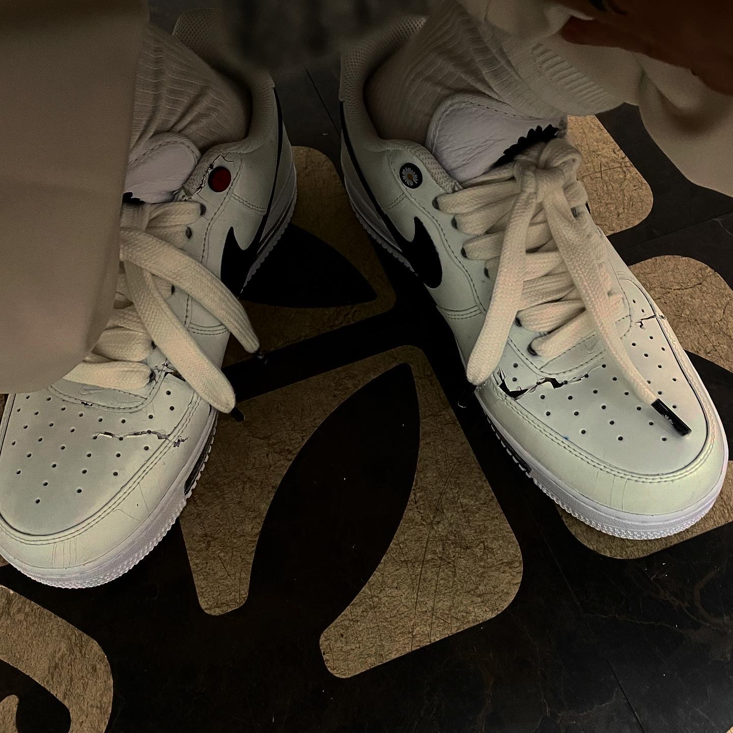 Nike x Peaceminusone Air Force 1 Low Para-Noise 2.0 착용 스타일 - 3