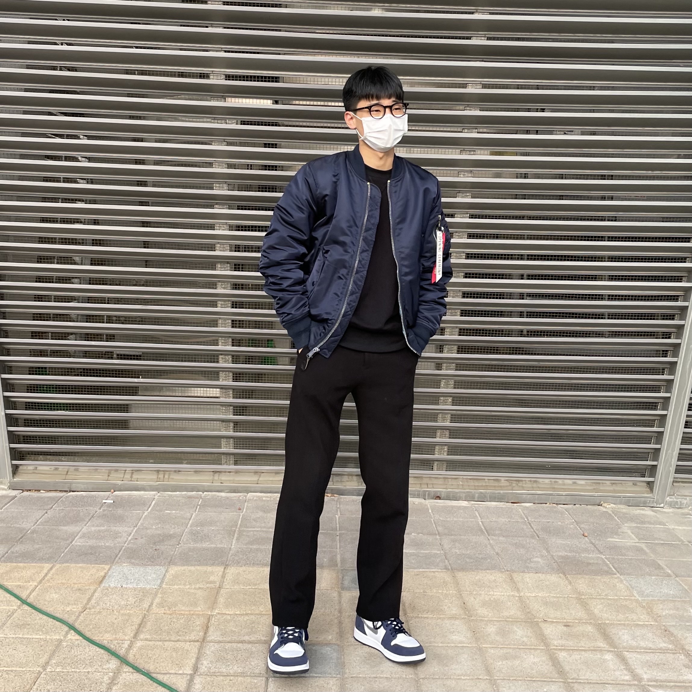 Jordan 1 Retro High OG CO.JP Midnight Navy 착용 스타일 - 2
