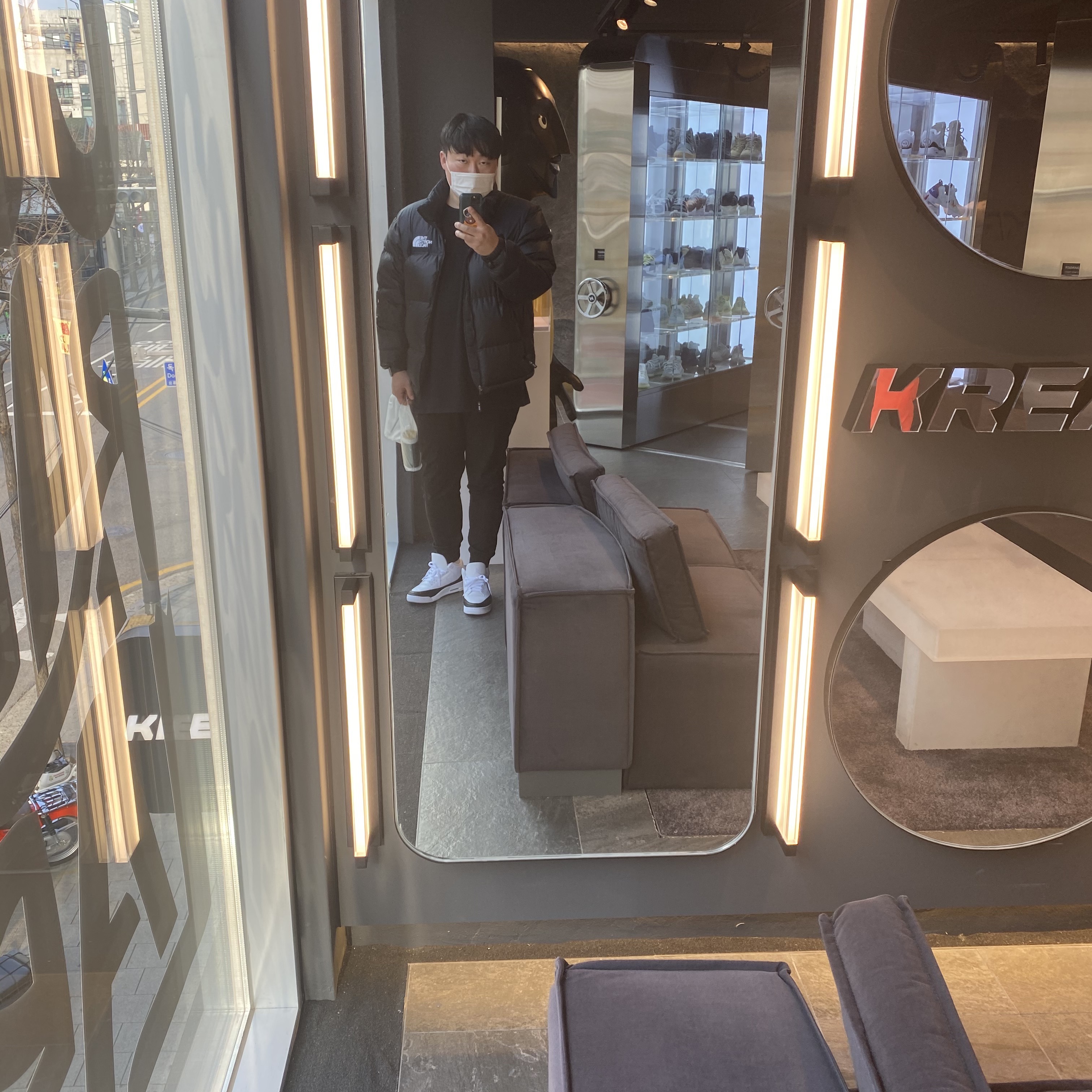 Jordan 3 x Fragment Retro SP White Black, Nike x Peaceminusone Air Force 1 Low Para-Noise 착용 스타일 - 1