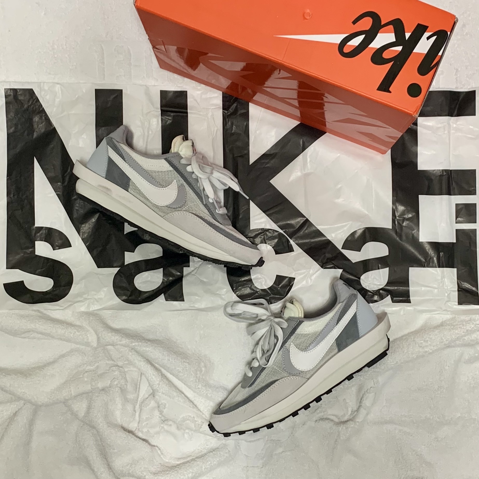 Nike x Sacai LDWaffle Summit White 착용 스타일
