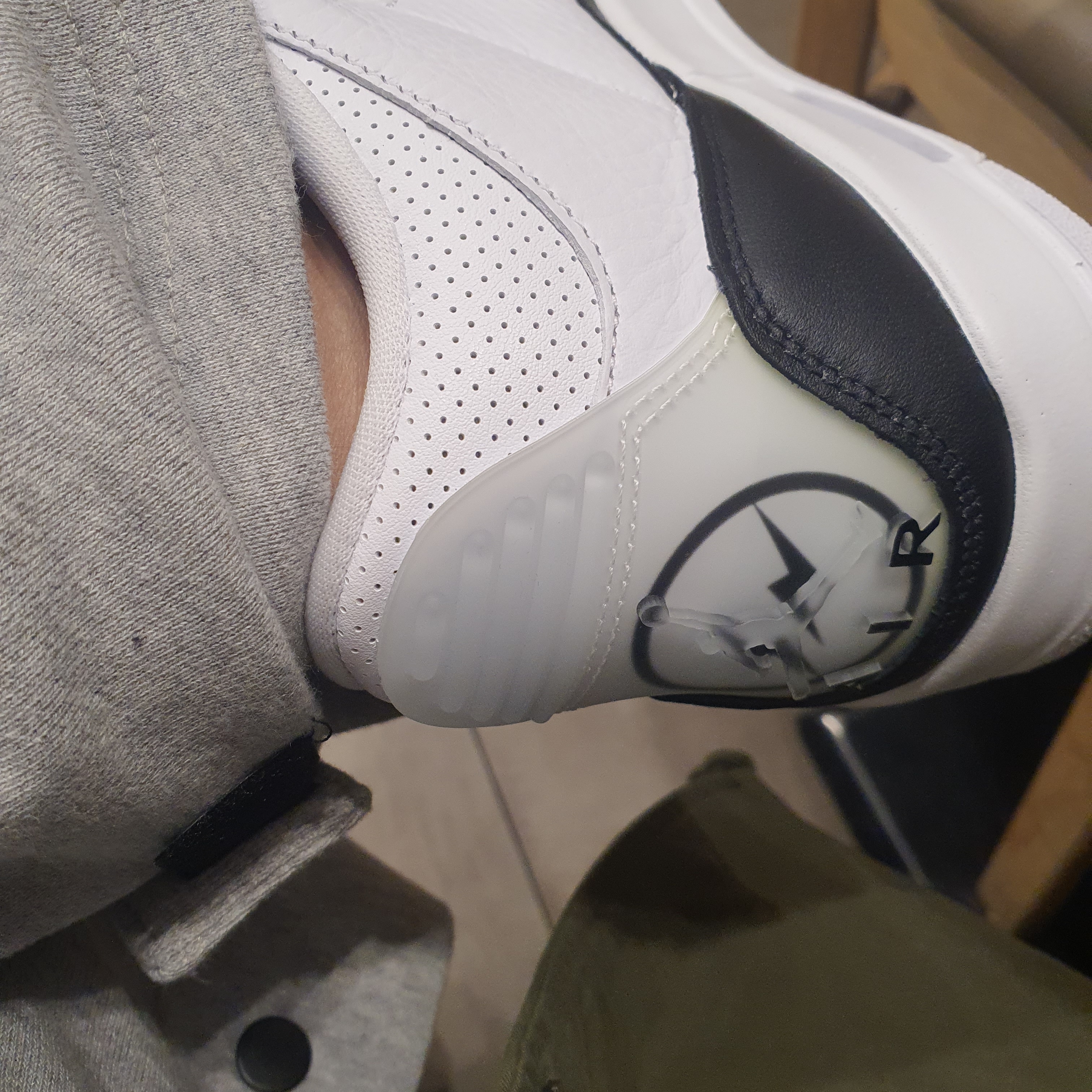 Jordan 3 x Fragment Retro SP White Black, Jordan x Fragment Image Pullover Hoodie Grey - US/EU 착용 스타일 - 3