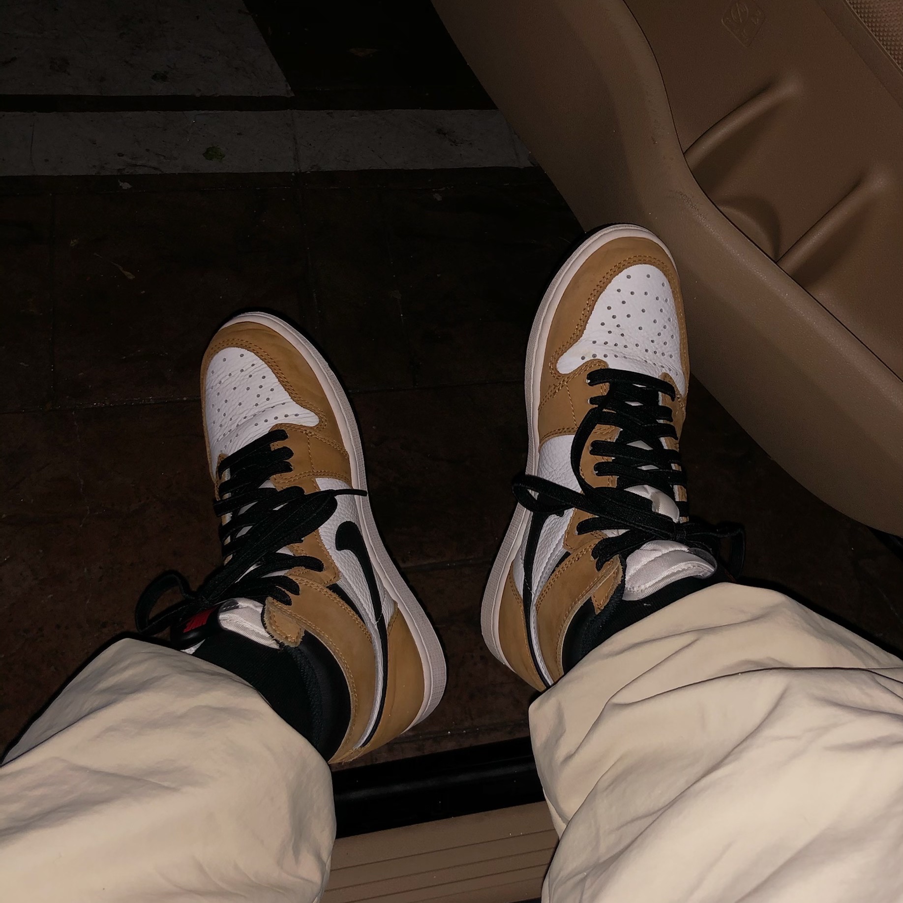 Jordan 1 Retro High Rookie of the Year 착용 스타일