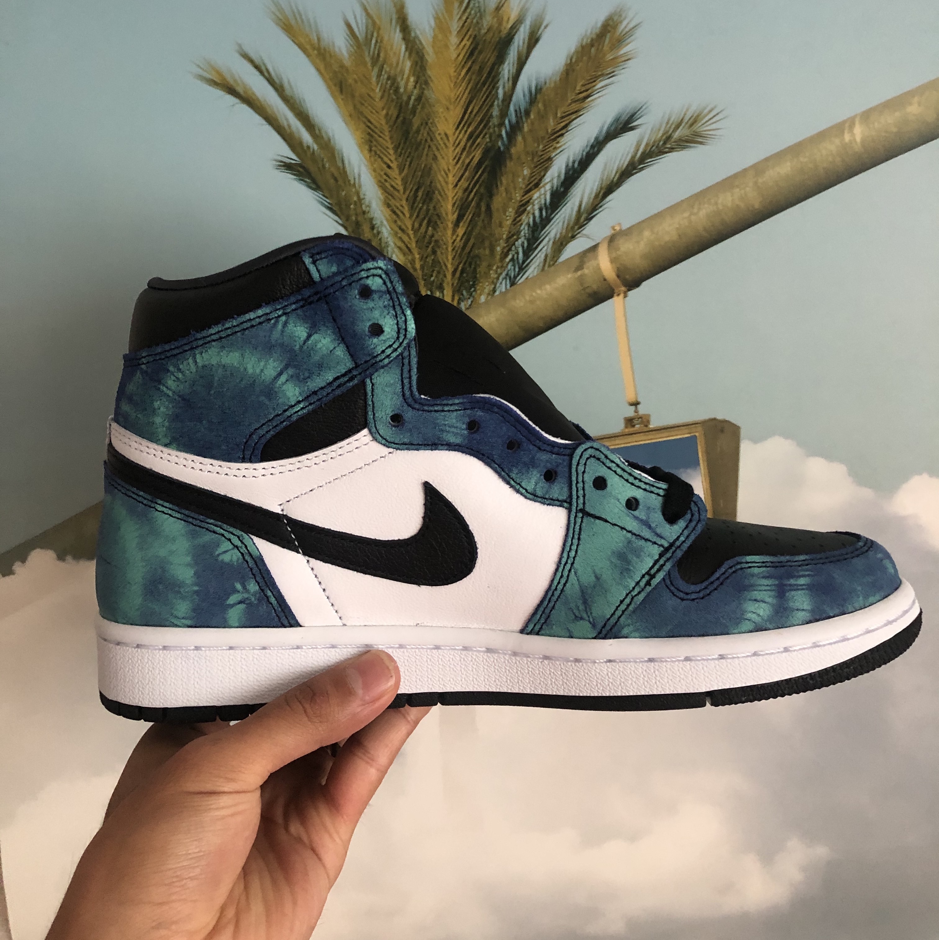 (W) Jordan 1 Retro High Tie-Dye 착용 스타일