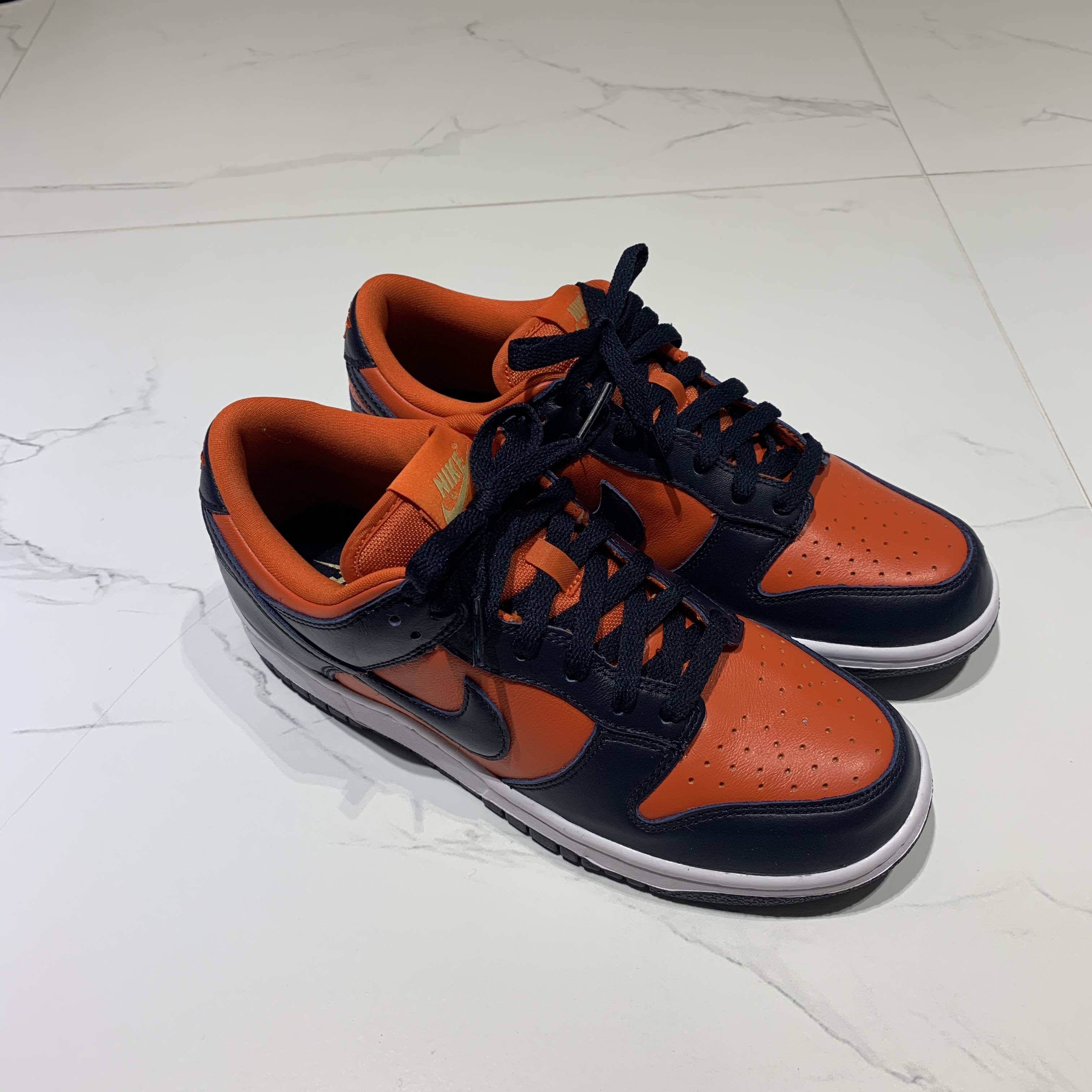 Nike Dunk Low SP Champ Colors 착용 스타일 - 2
