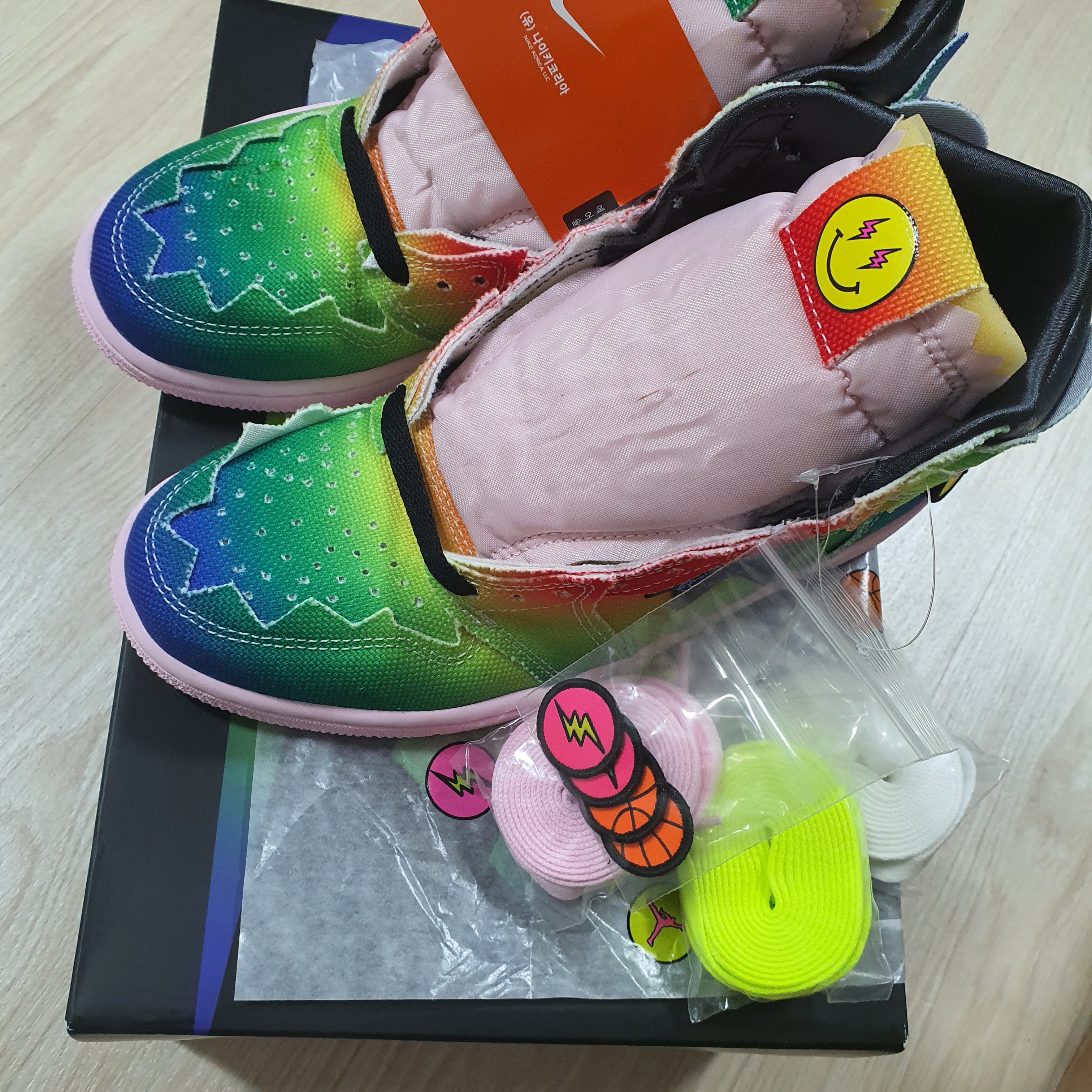 Jordan 1 x J Balvin Retro High OG 착용 스타일 - 1