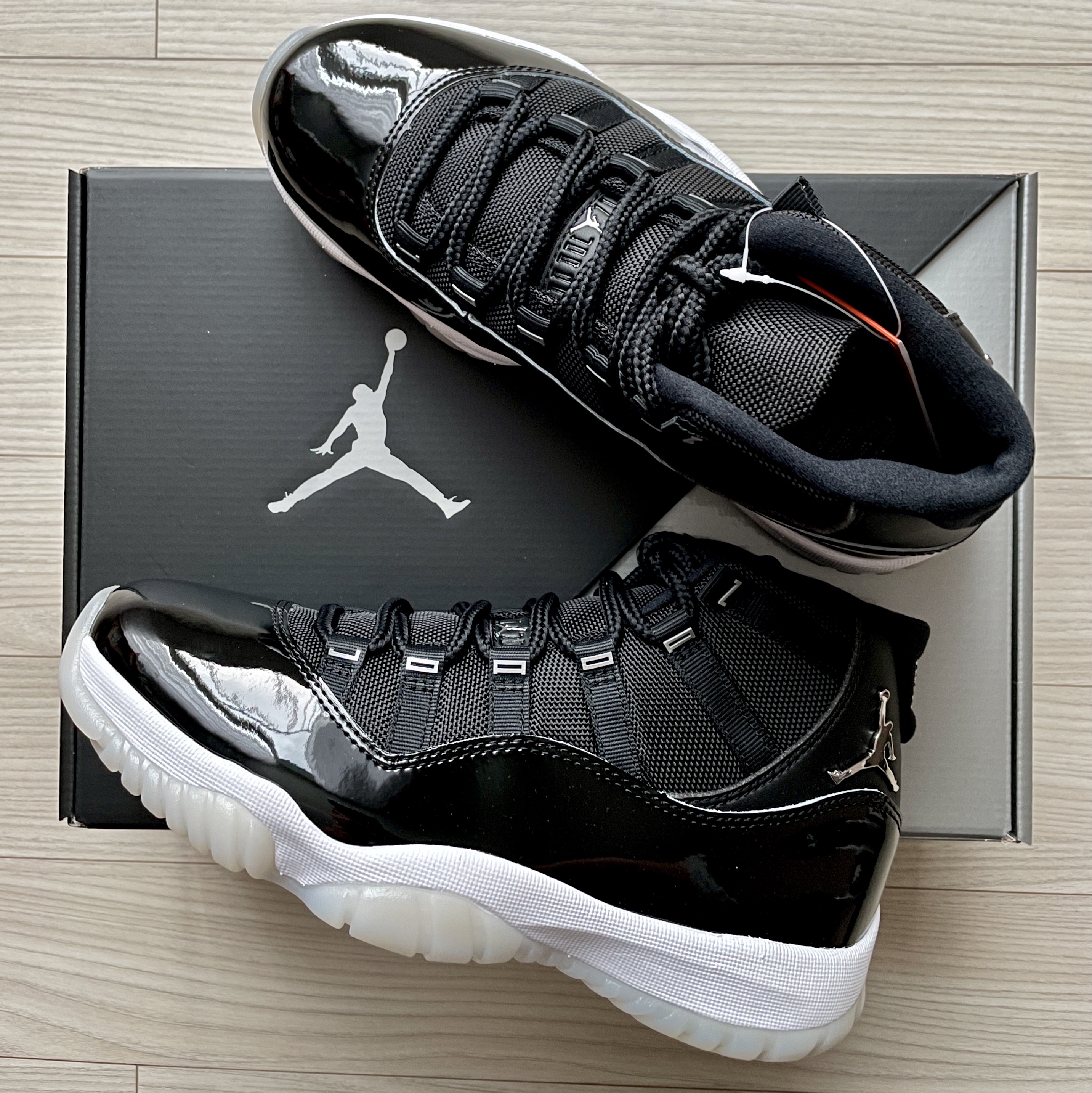 Jordan 11 Retro Jubilee 착용 스타일 - 4