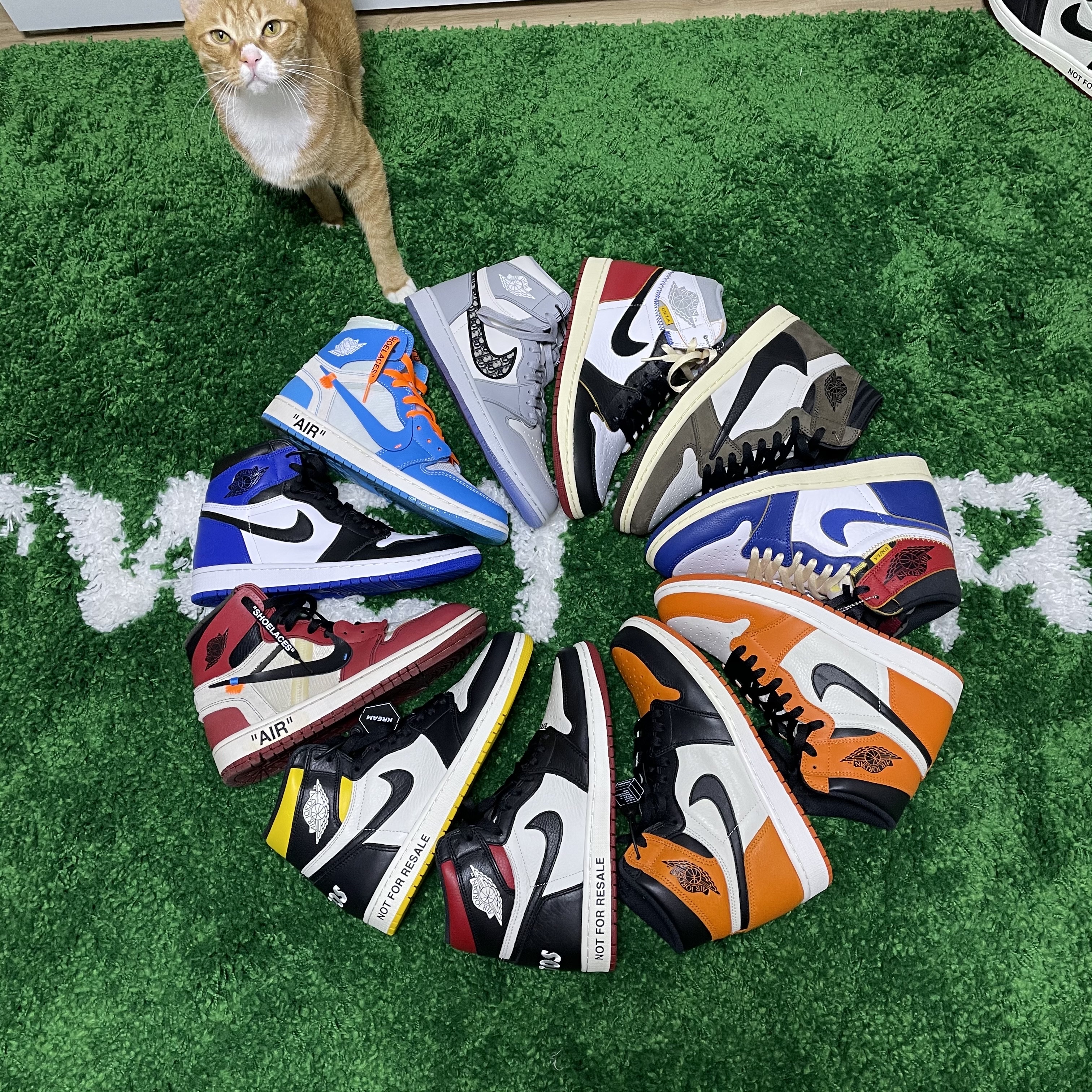 Jordan 1 Retro High Not for Resale Varsity Maize, Jordan 1 x Off-White Retro High Chicago The Ten 착용 스타일