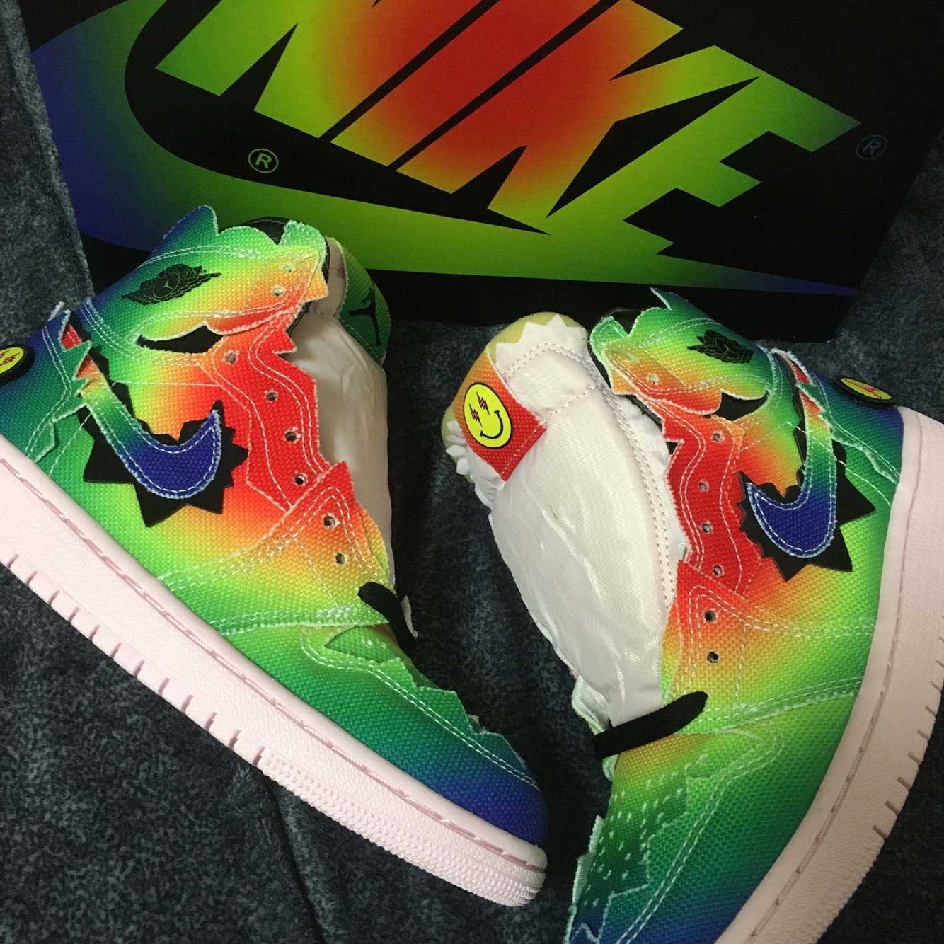 Jordan 1 x J Balvin Retro High OG 착용 스타일